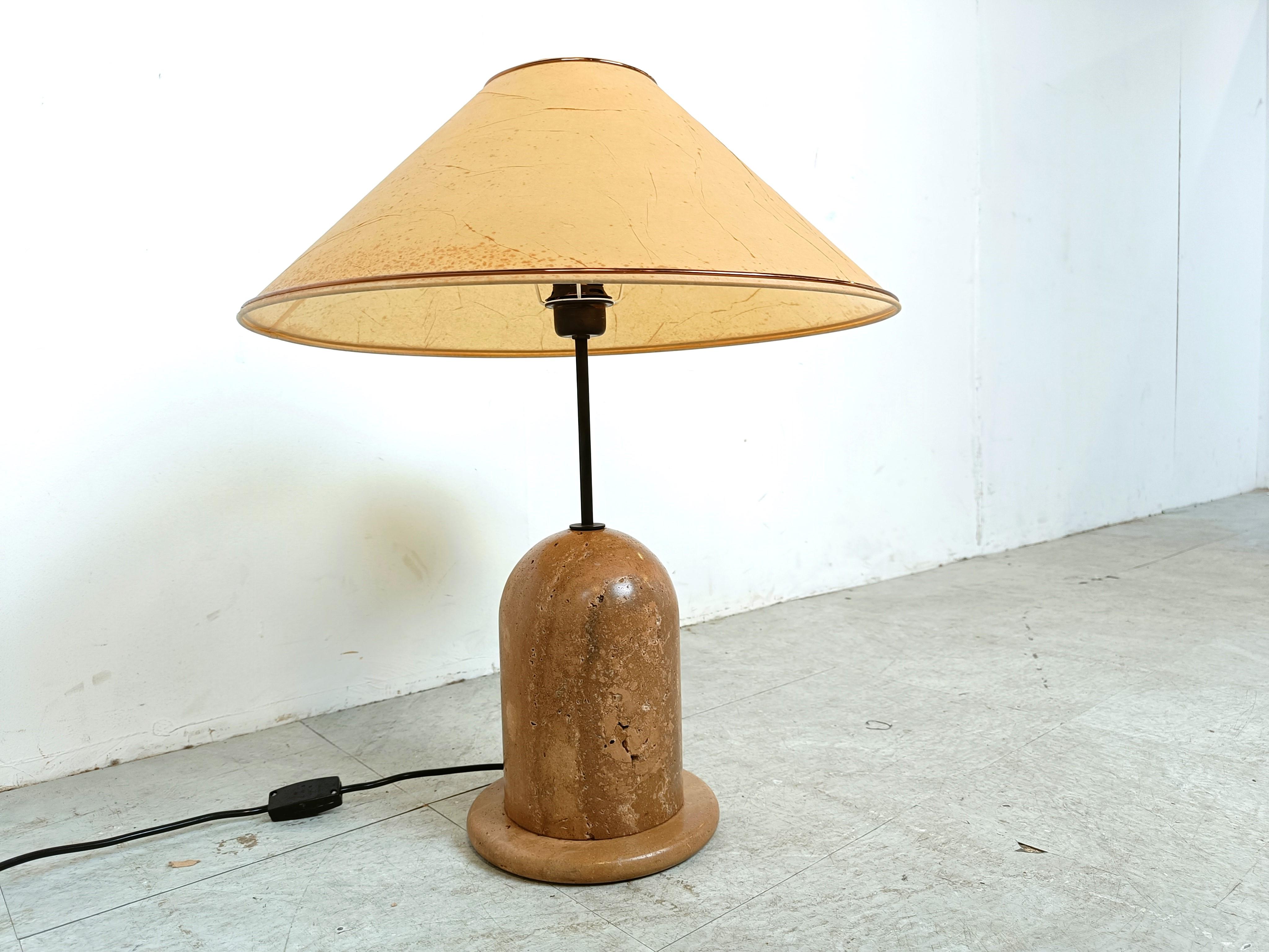 italien Lampes de table vintage en travertin, années 1970 en vente