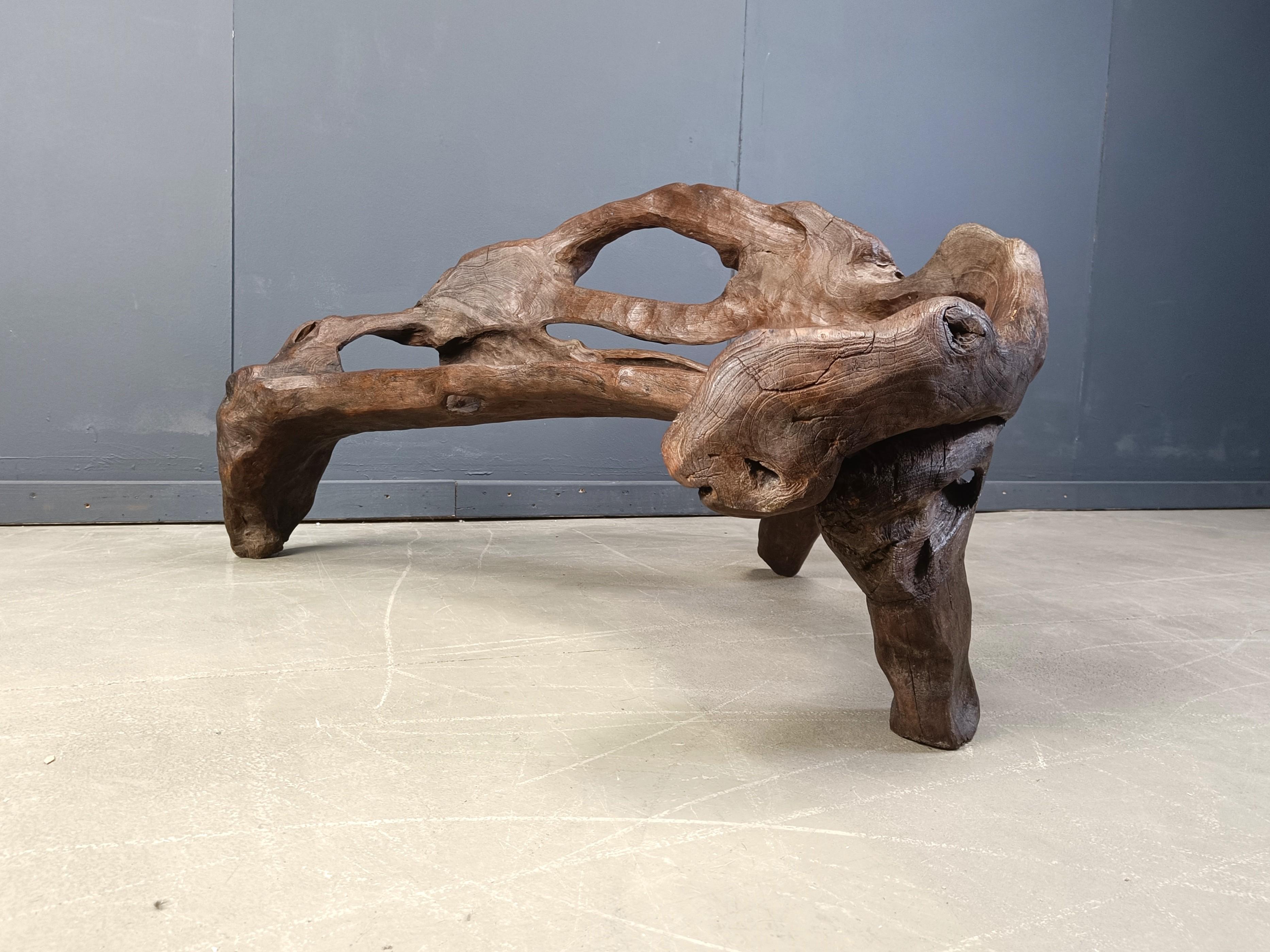 Vintage tree root bench, 1970s In Good Condition For Sale In Leuven, Vlaams Gewest