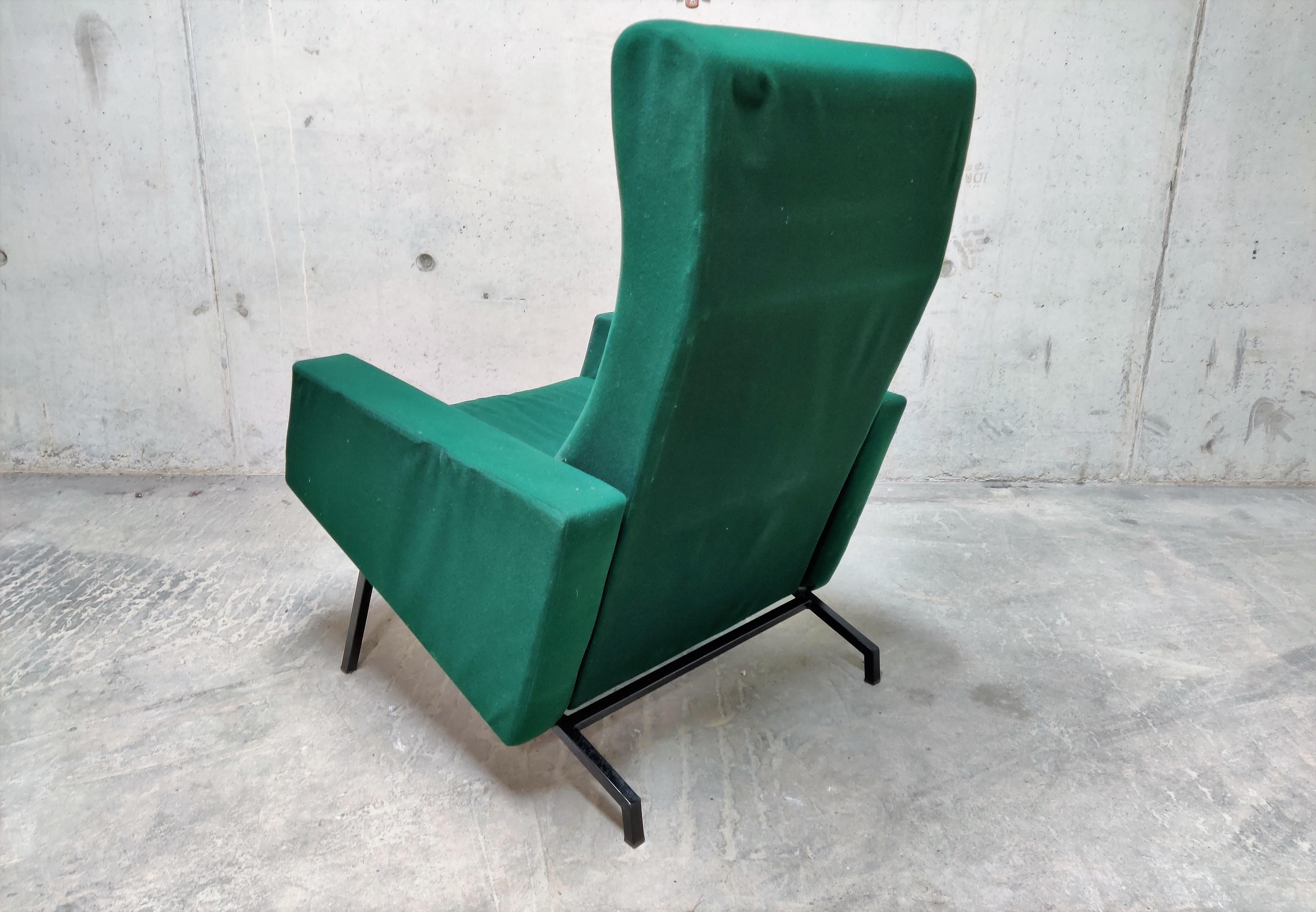 Vintage Trelax Chair by Pierre Guariche for Meurop, 1950s In Excellent Condition For Sale In HEVERLEE, BE