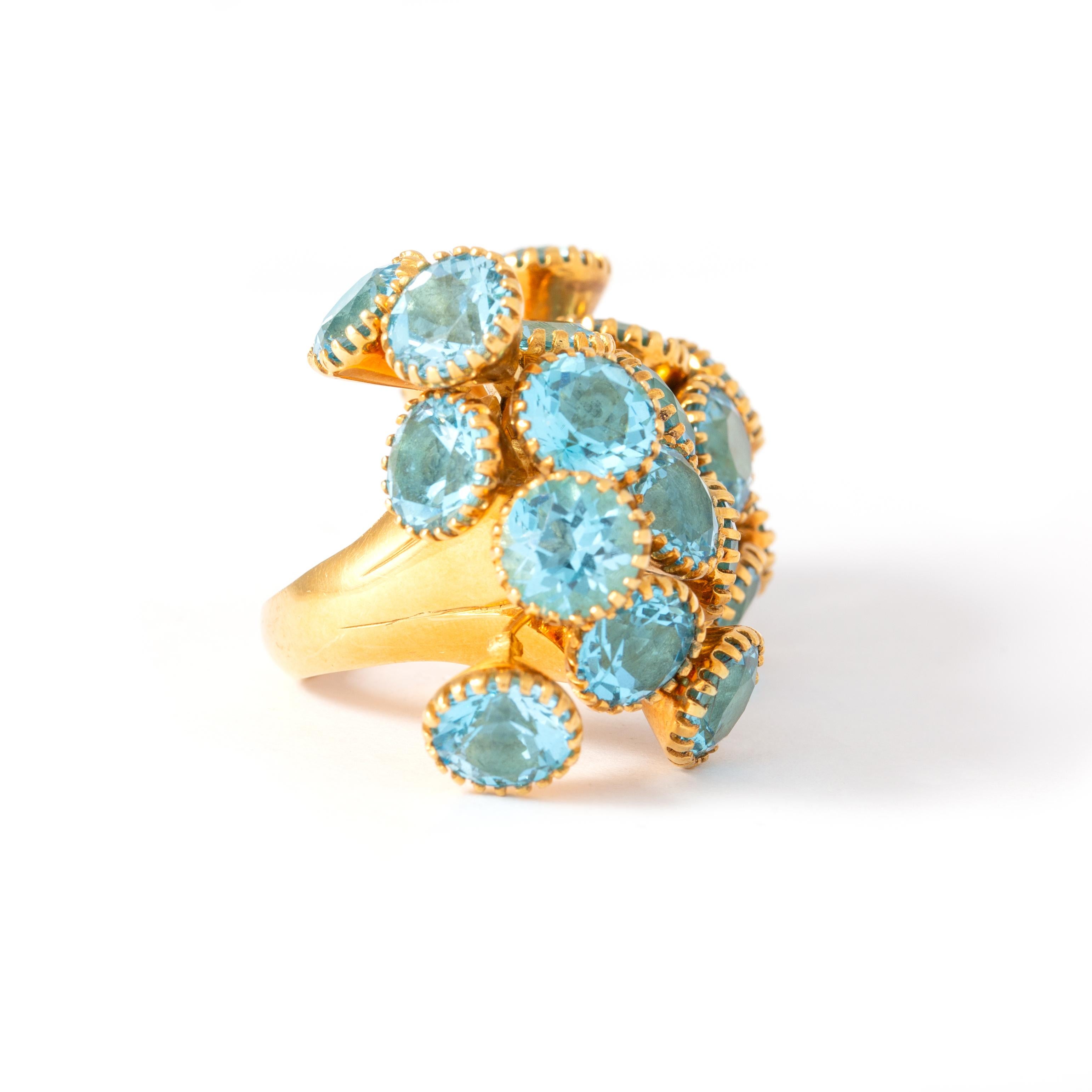 Round Cut Vintage Tremblant Topaz 18 Karat Gold Cluster Substantial Ring