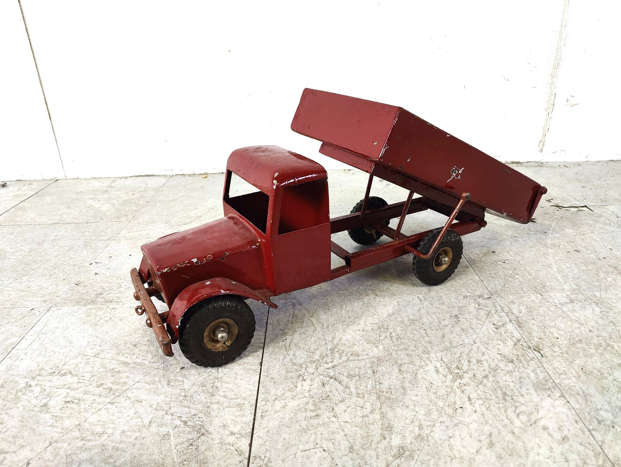 Mid-20th Century Vintage tri-ang tin toy car, 1950s For Sale