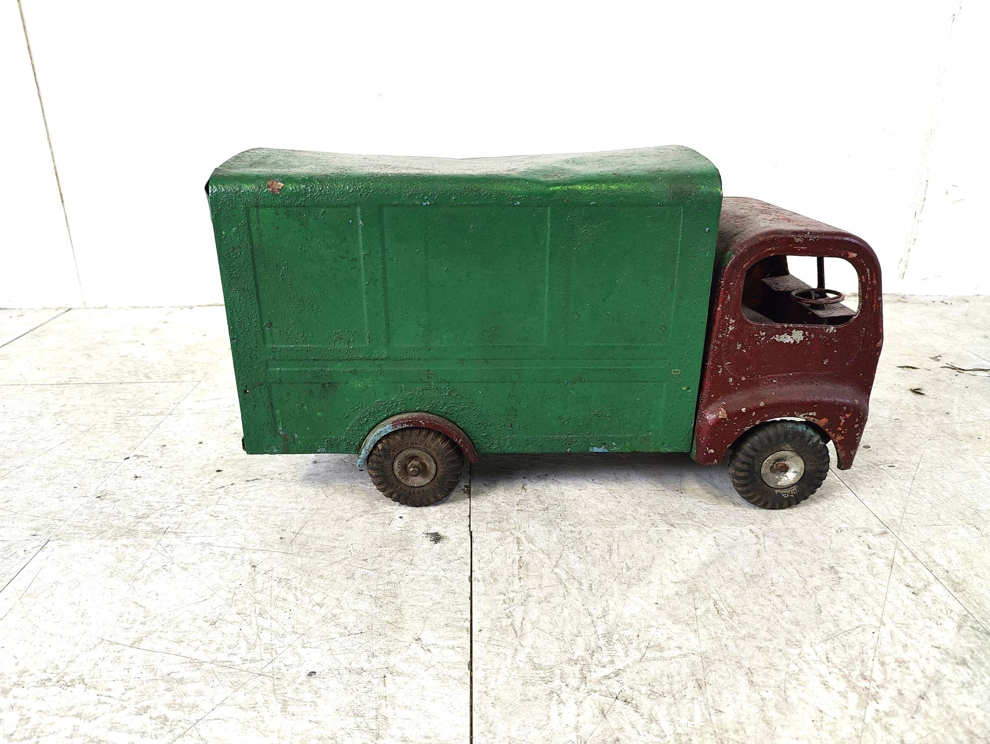 Vintage tri-ang tin toy car, 1950s For Sale 2