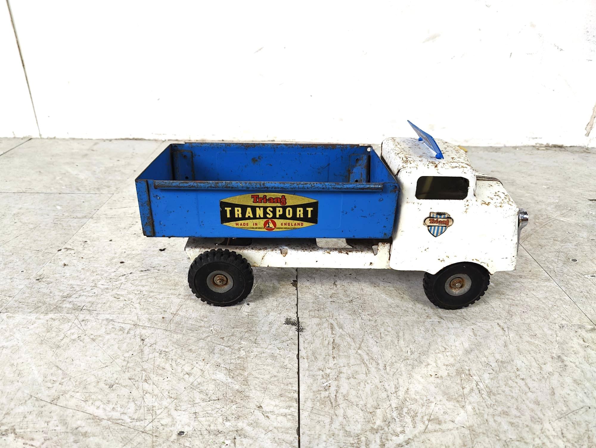 Vintage tri-ang tin toy car, 1950s For Sale 2