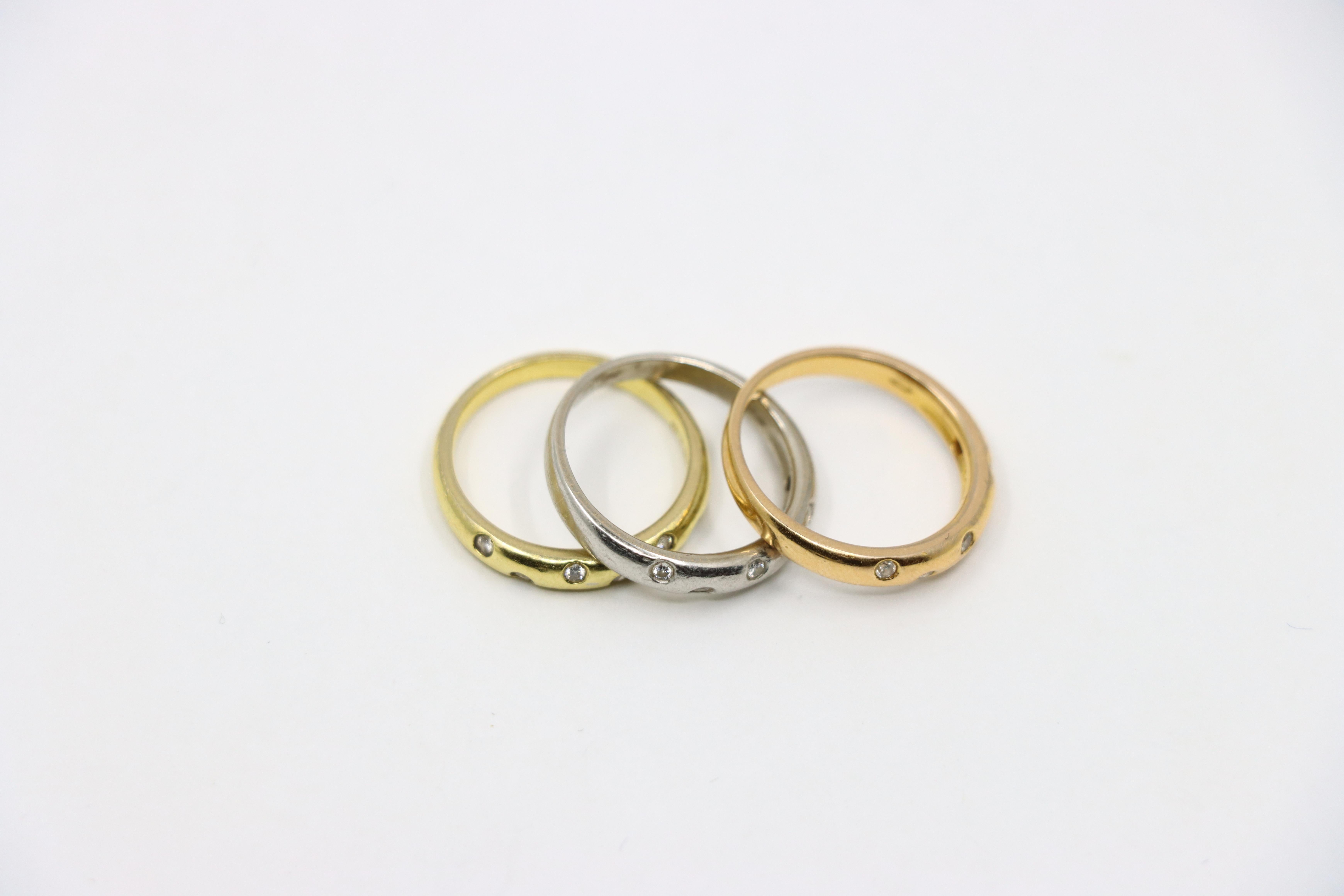 da uomo o donna Anello Tri-Color d'epoca in oro 18 carati e platino con diamanti in vendita