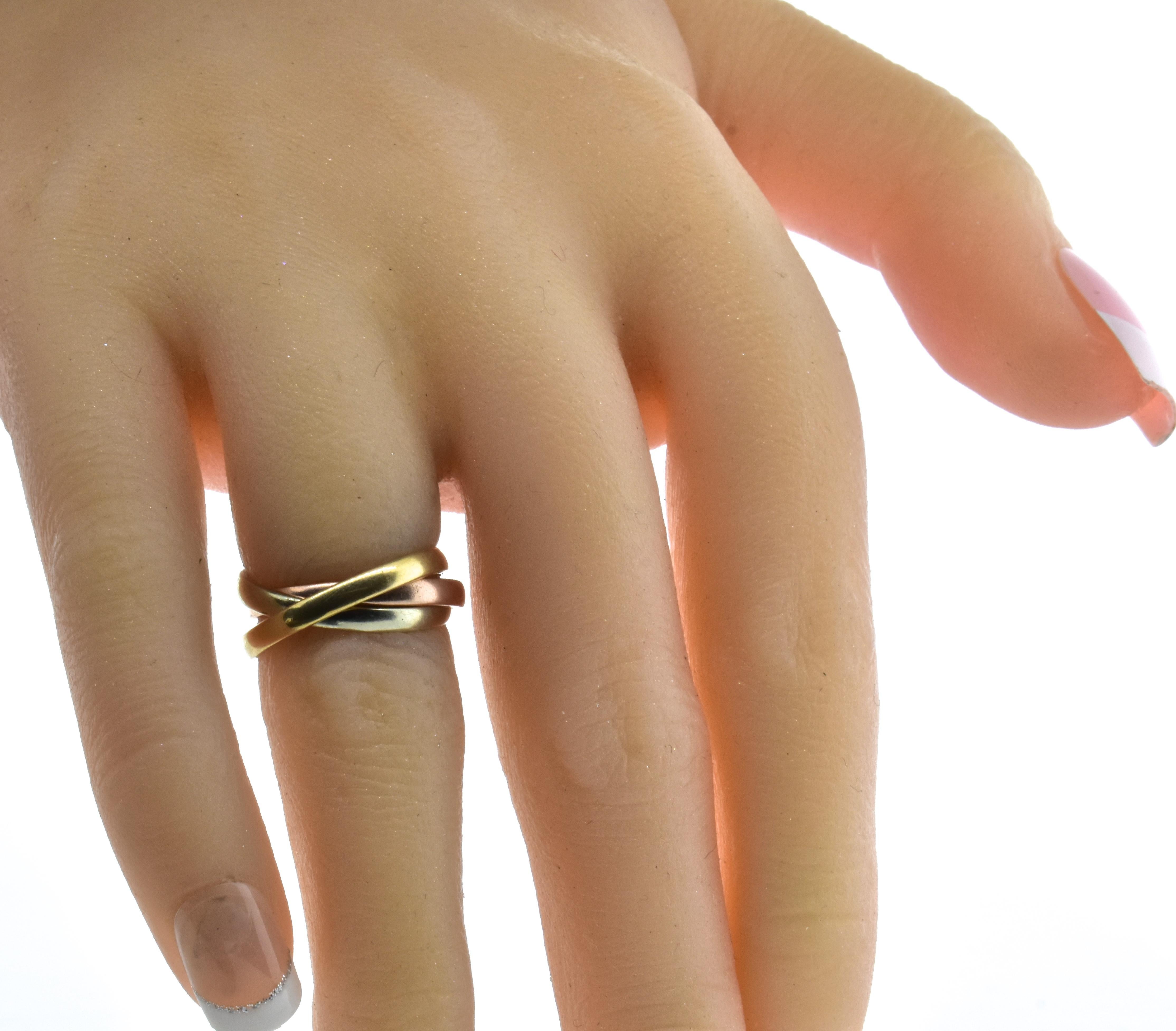 Contemporary Vintage Tri-Color Gold Rolling Ring