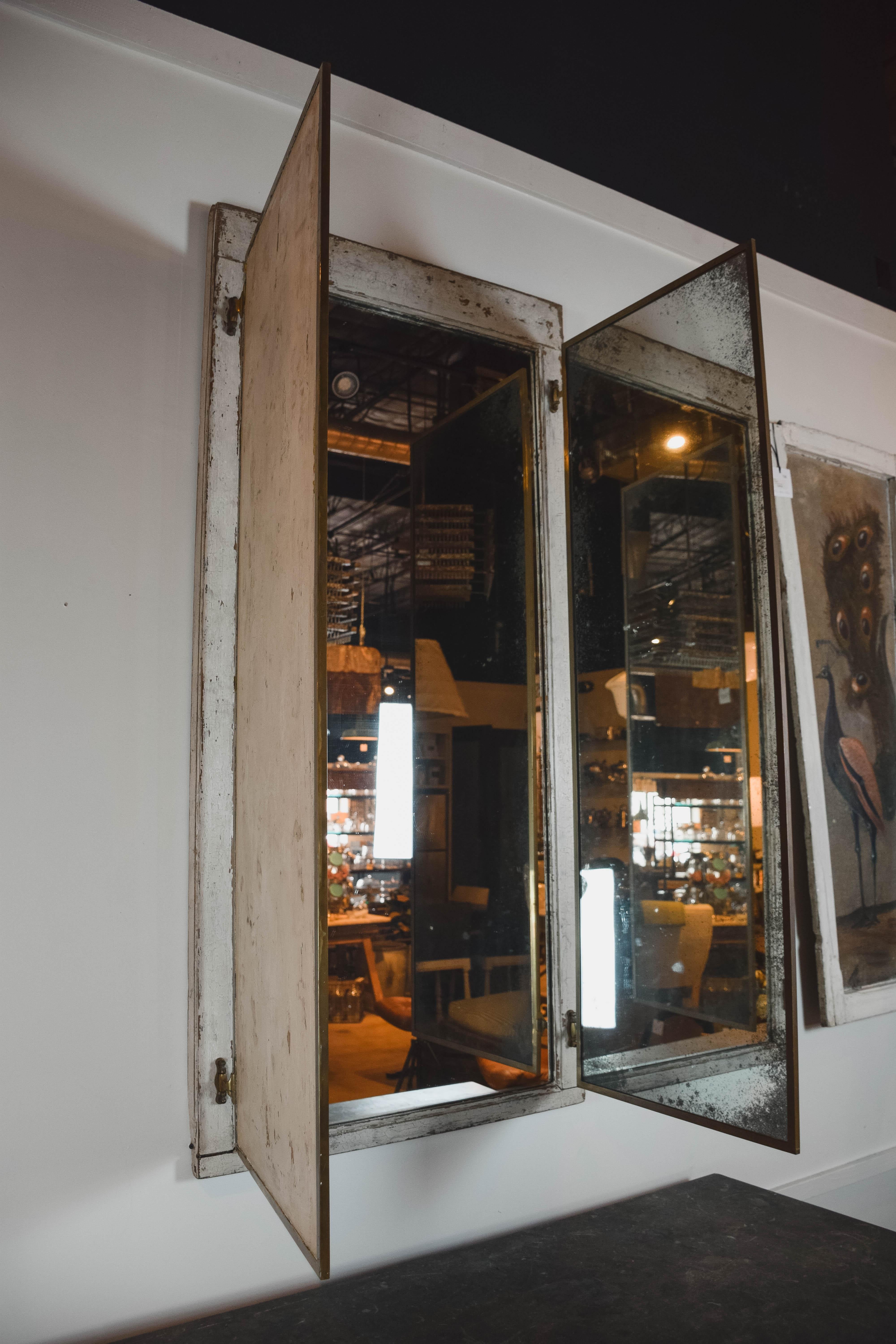 Vintage Tri Fold Full Length Mirror In Good Condition In Houston, TX