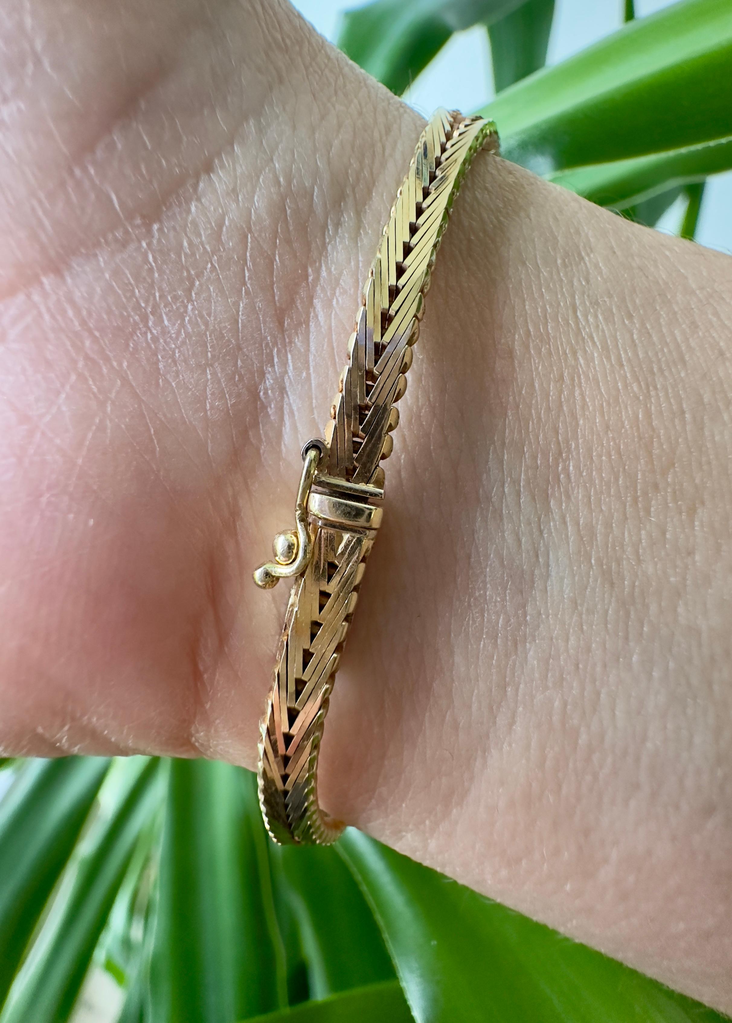 Vintage Tri-Tone 14K Italian Gold Bracelet For Sale 4