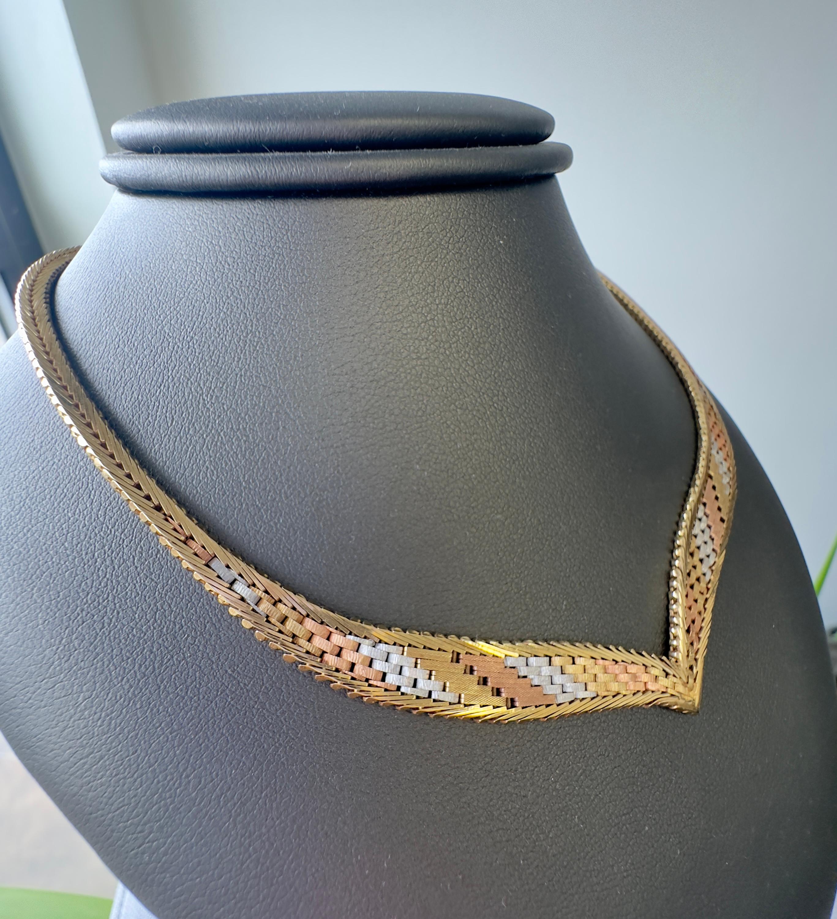Women's Vintage Tri-Tone 14K Italian Gold Collar Necklace For Sale