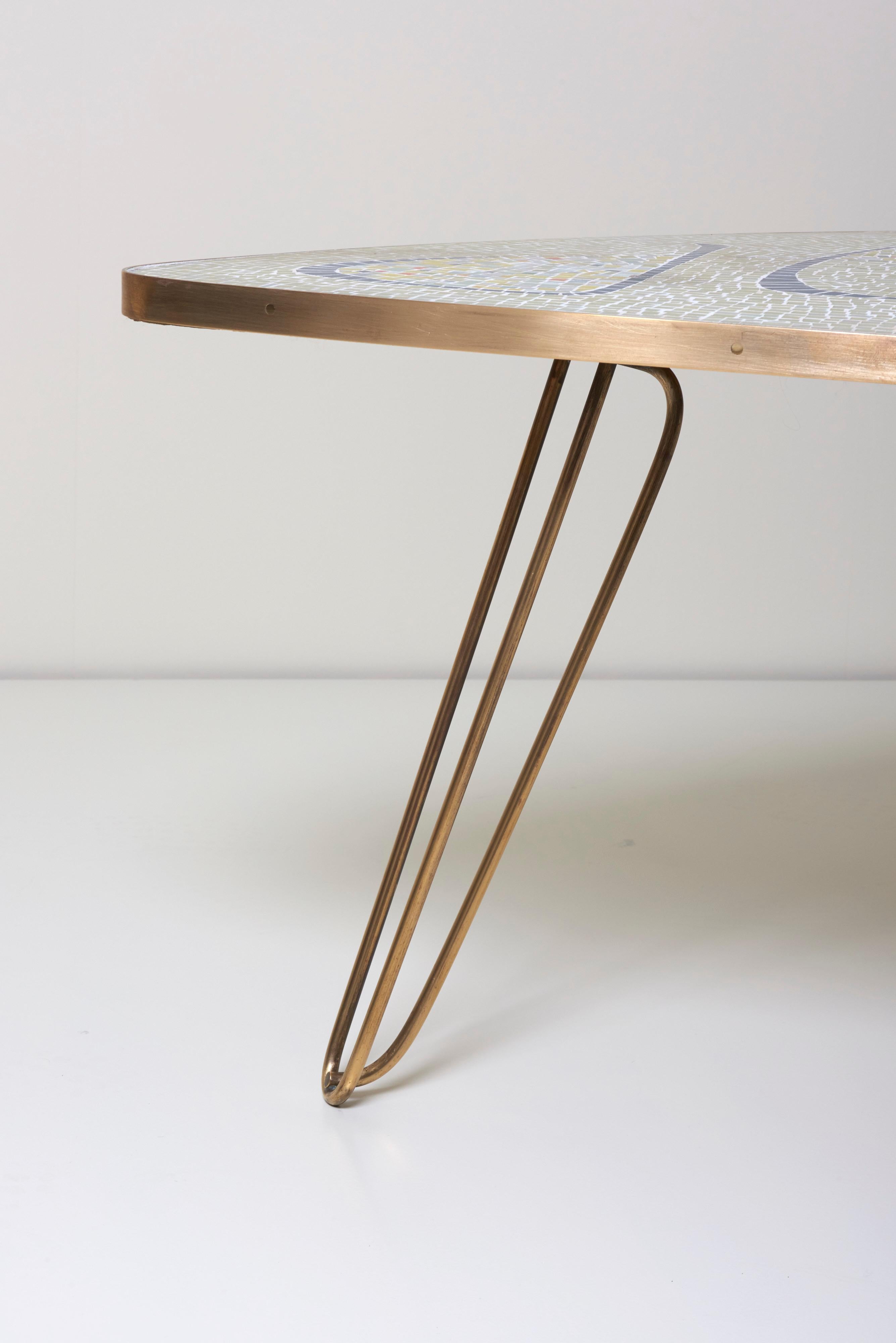 Vintage Triangle Coffee Table attributed Berthold Müller In Excellent Condition In Berlin, DE