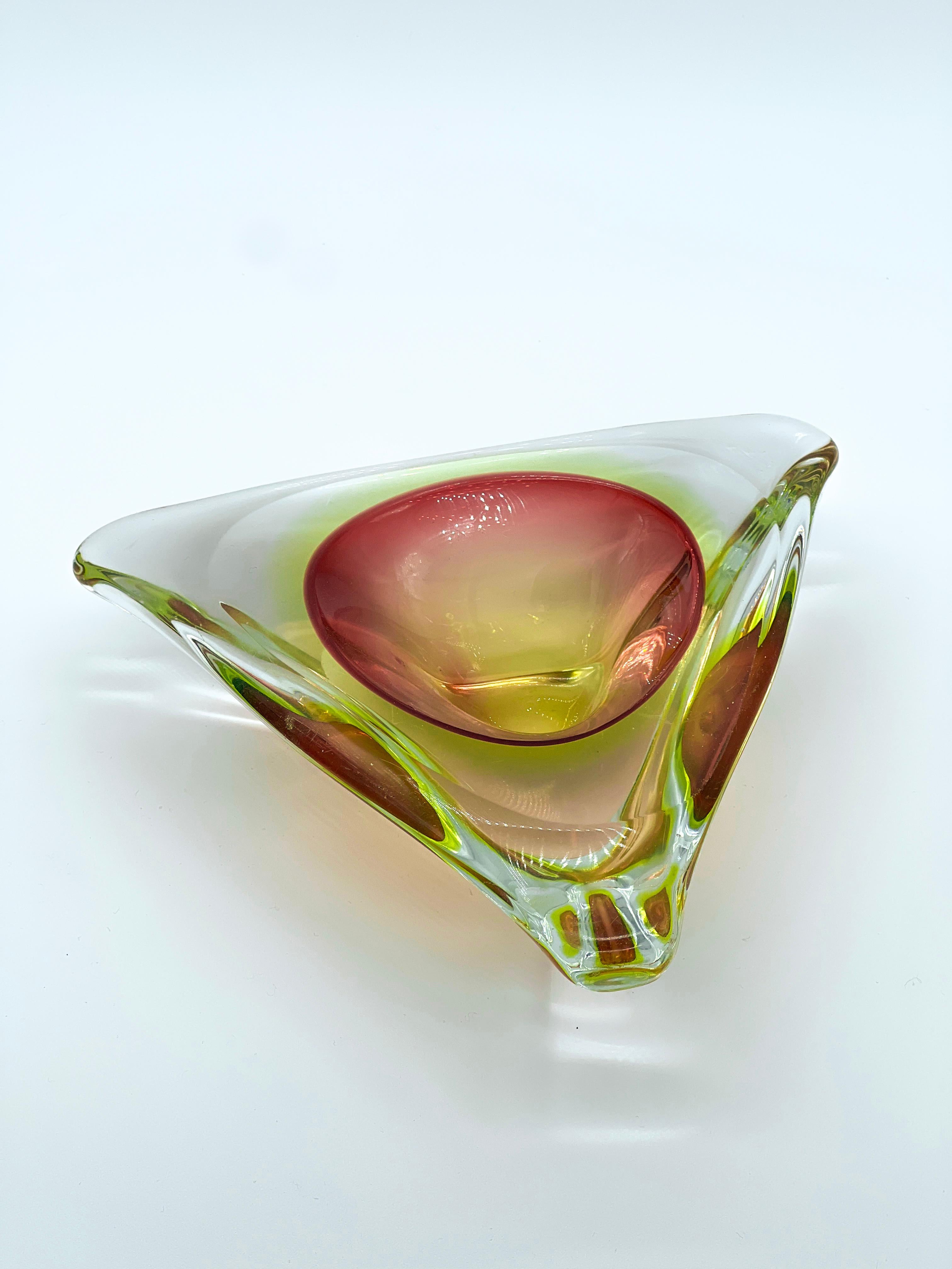 Mid-Century Modern Vintage Triangular Murano Accent Bowl in Red, Green and Yellow 