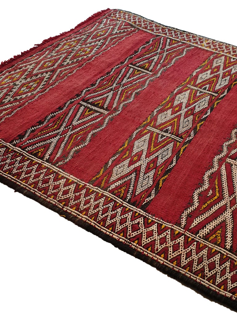 681 Vintage Tribal African Rug, 20th Century For Sale at 1stDibs