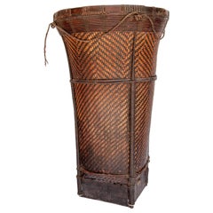 Panier de rangement tribal vintage d'Ata Pue, Laos, milieu du 20e siècle