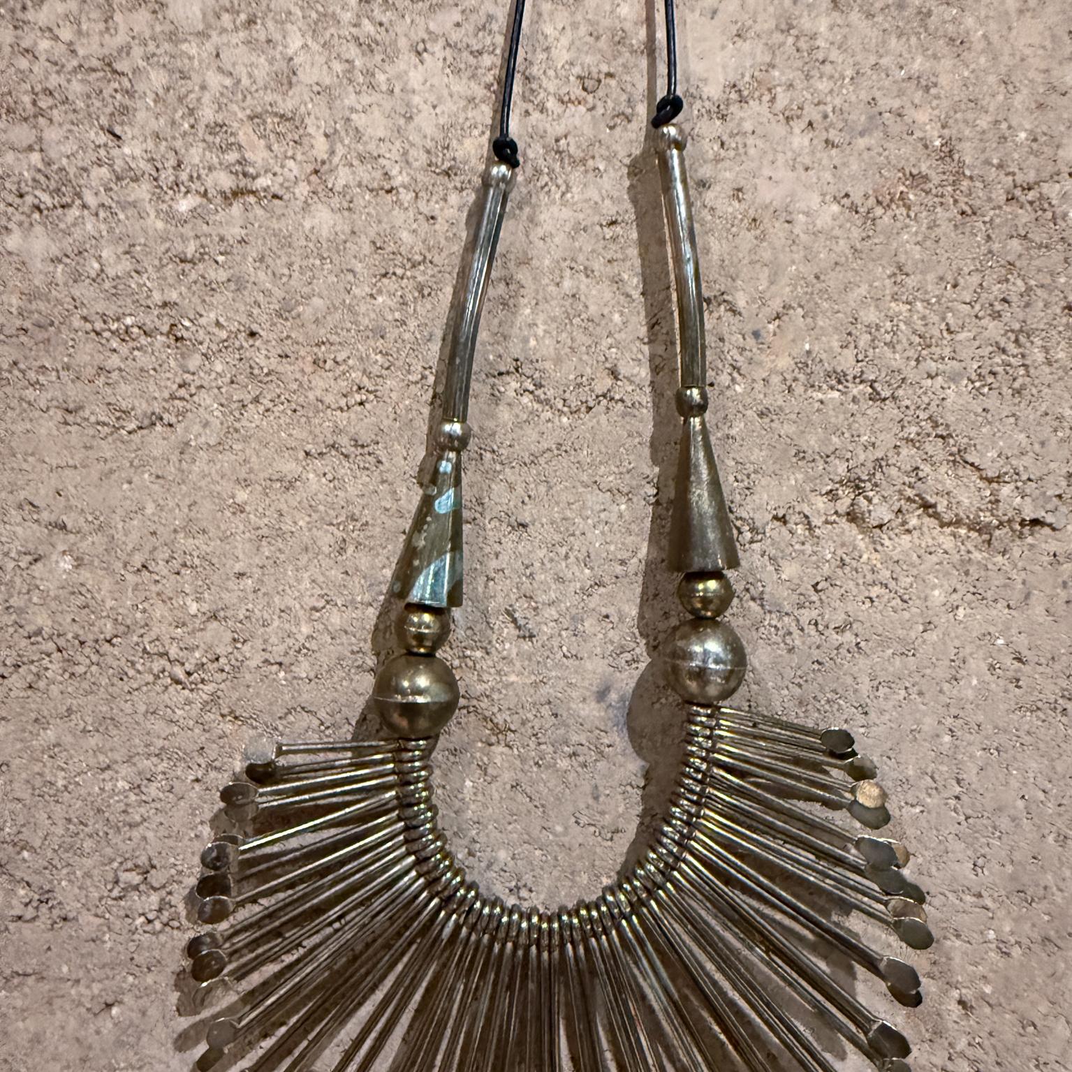 Vintage Tribal Ethnic Spoon Bib Necklace In Good Condition For Sale In Chula Vista, CA