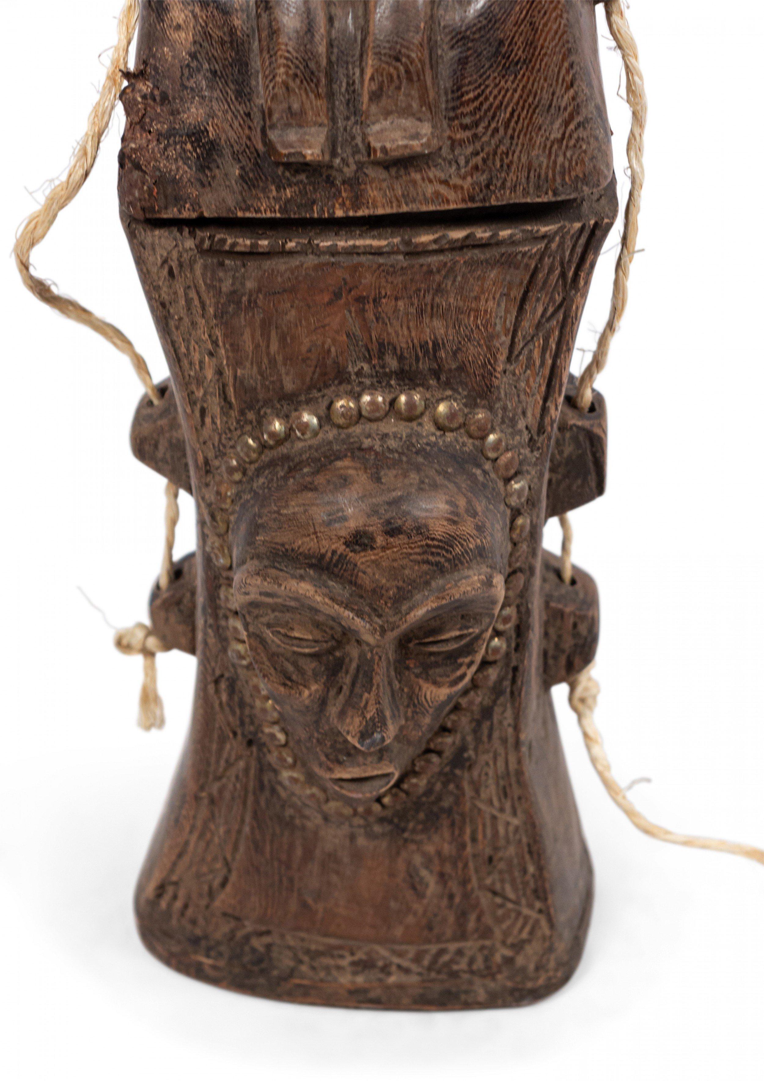 Caja figurada tribal vintage Desconocido en venta