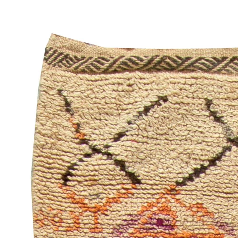 Mid-Century Modern Vintage Tribal Handmade Moroccan Natural Wool Rug For Sale