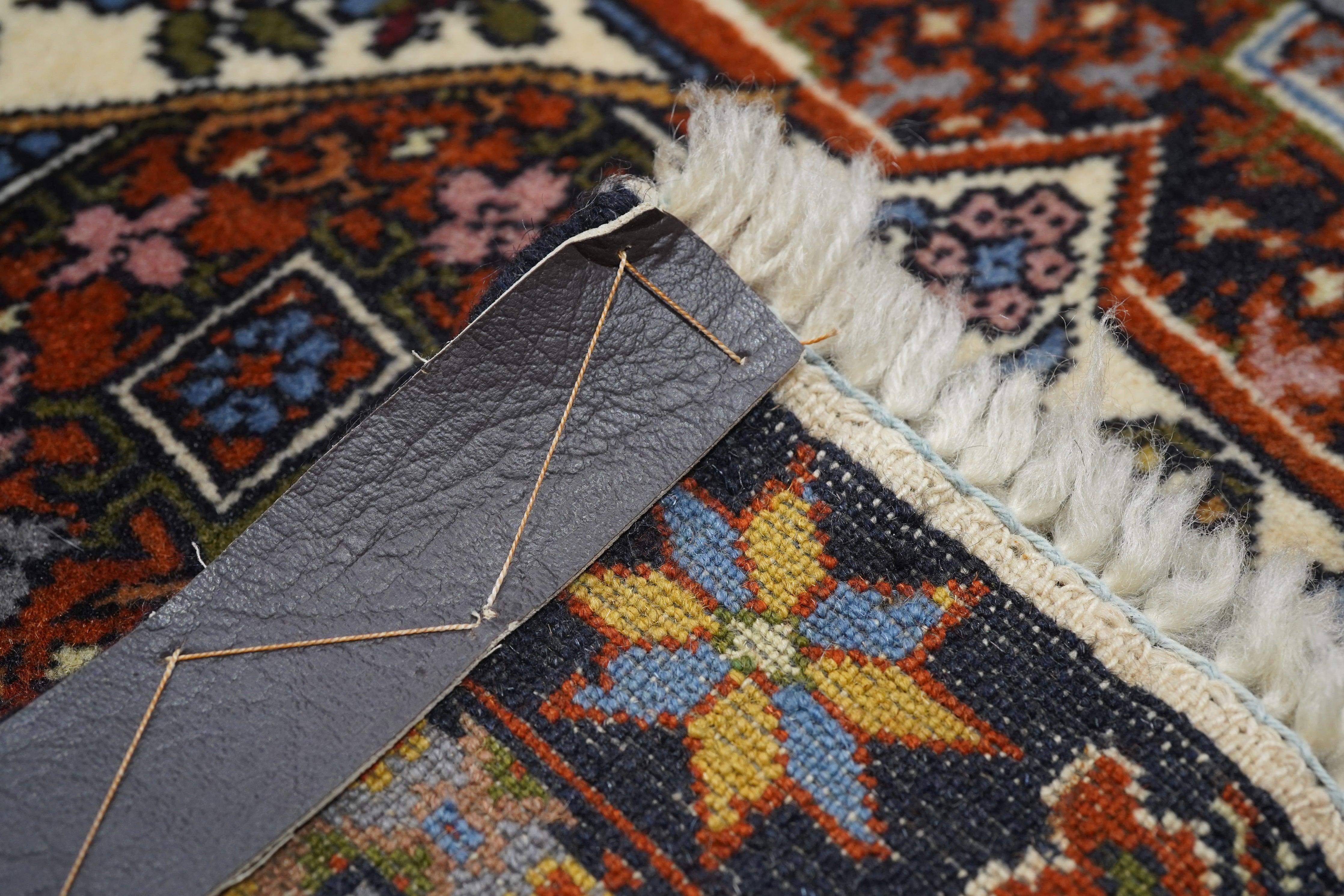 Vintage Tribal Ghashghai Rug For Sale 3