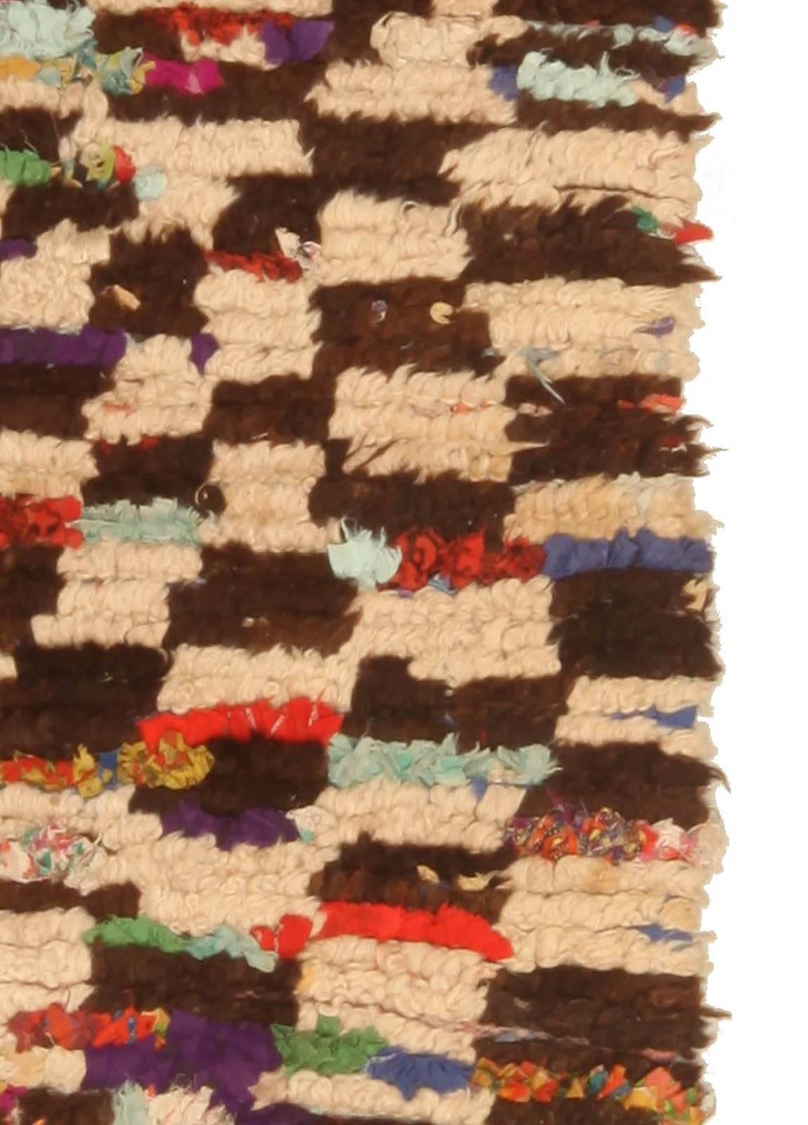 Vintage Tribal Moroccan Colorful Handwoven Rug In Good Condition For Sale In New York, NY