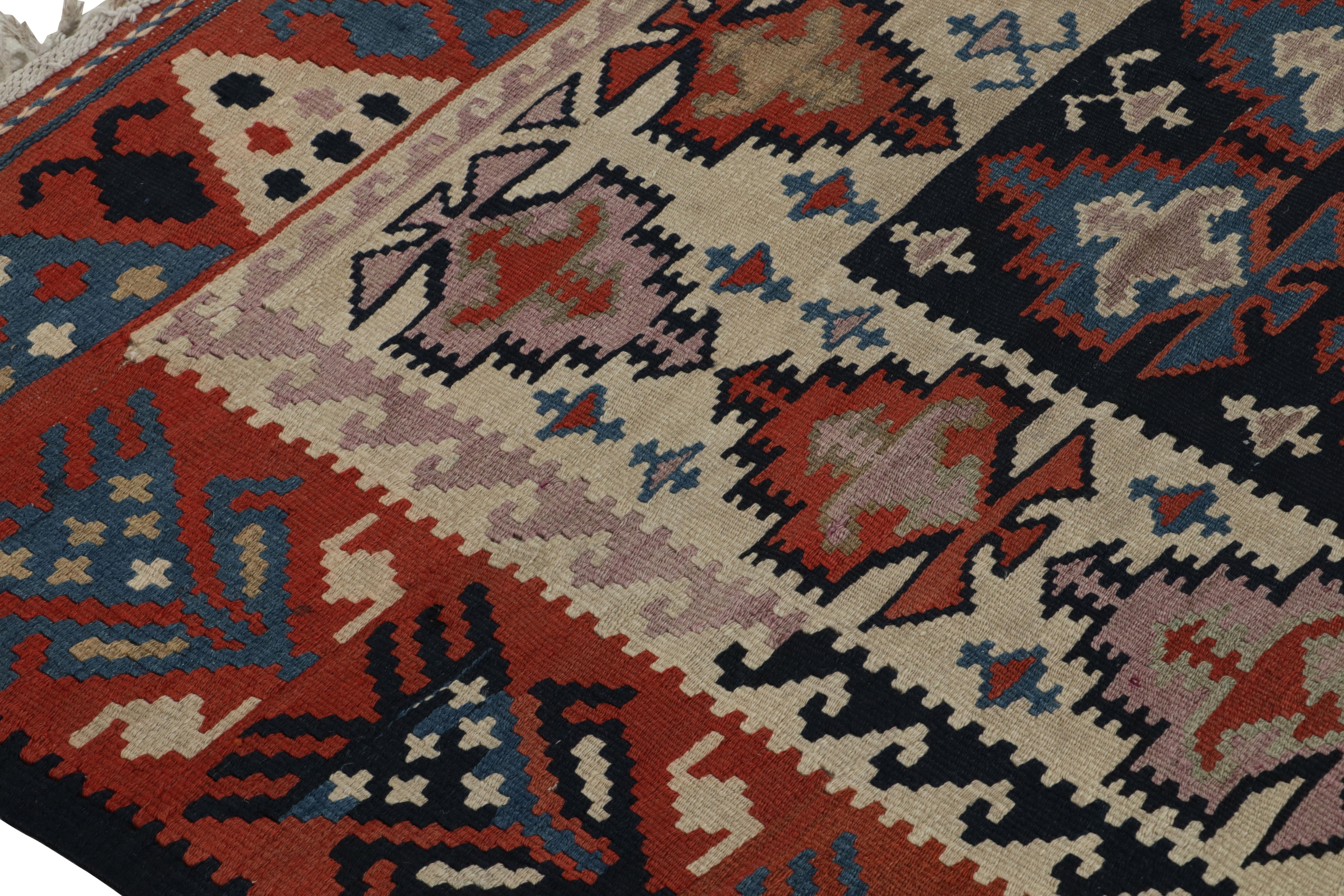 Vintage Stammes-Kilim in blau-braunen geometrischen Mustern, von Rug & Kilim (Handgewebt) im Angebot