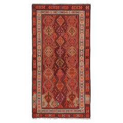 Tapis Kilim tribal vintage rouge à motifs géométriques colorés par Rug & Kilim