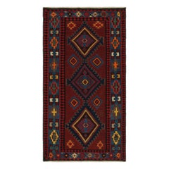 Vintage Stammeskunst-Kelim-Teppich in Rot mit polychromen Mustern von Rug & Kilim