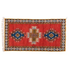 Tapis ou moquette tribal marocain rouge vintage 