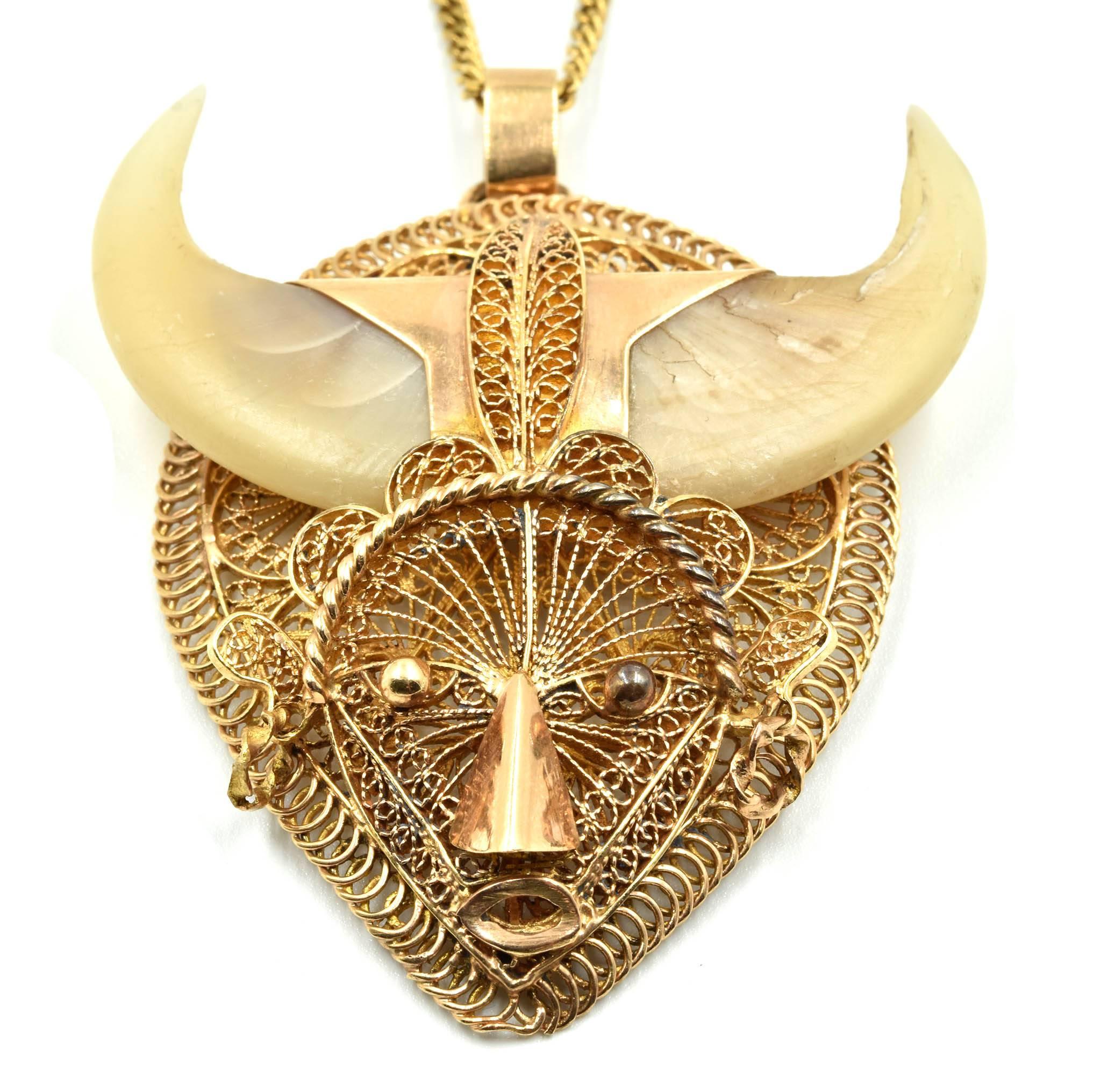 Vintage Tribal Pendant Necklace 14 Karat Yellow Gold In Excellent Condition For Sale In Scottsdale, AZ