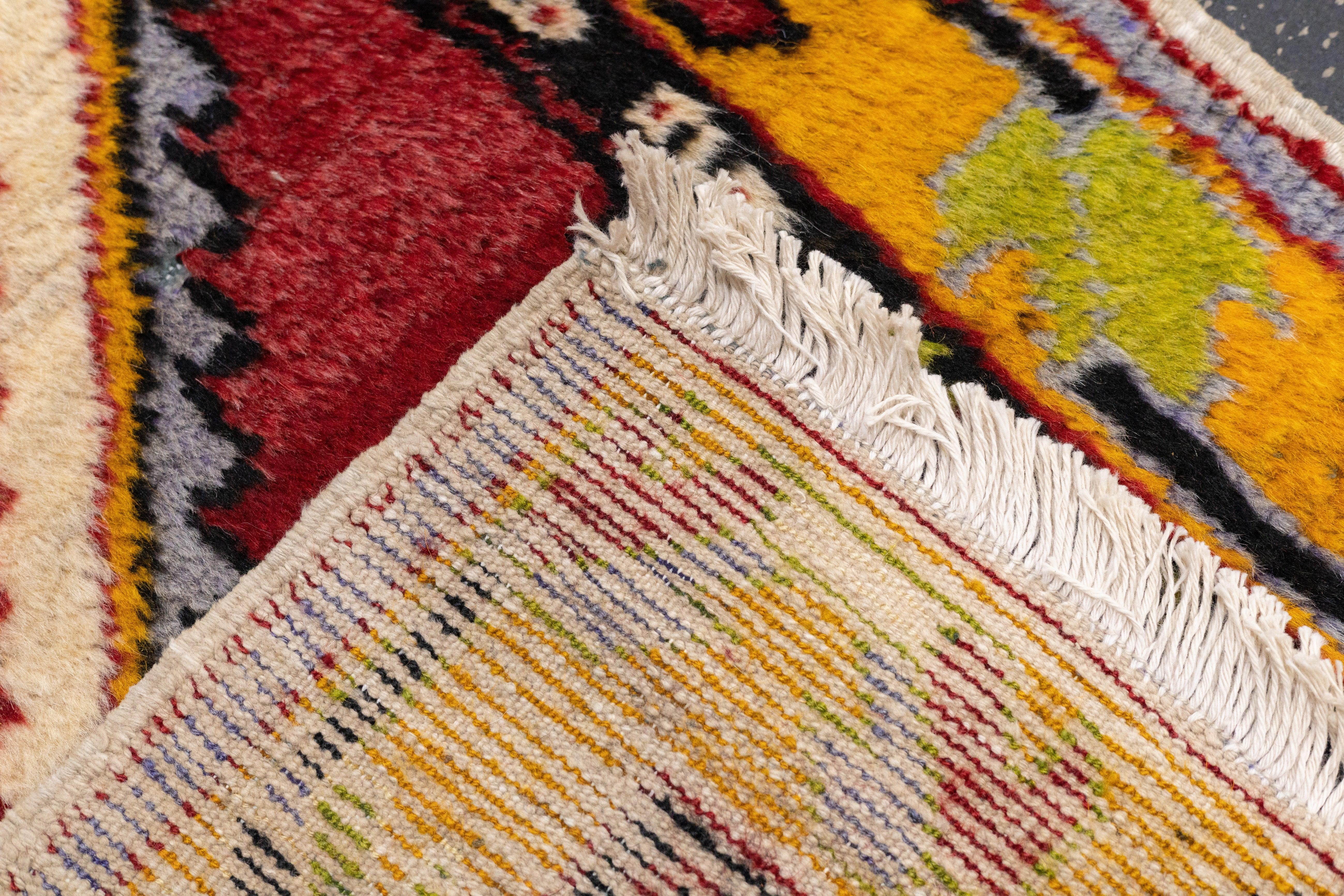 Alfombra Tribal Vintage 2'6'' x 5'2'' en venta 4