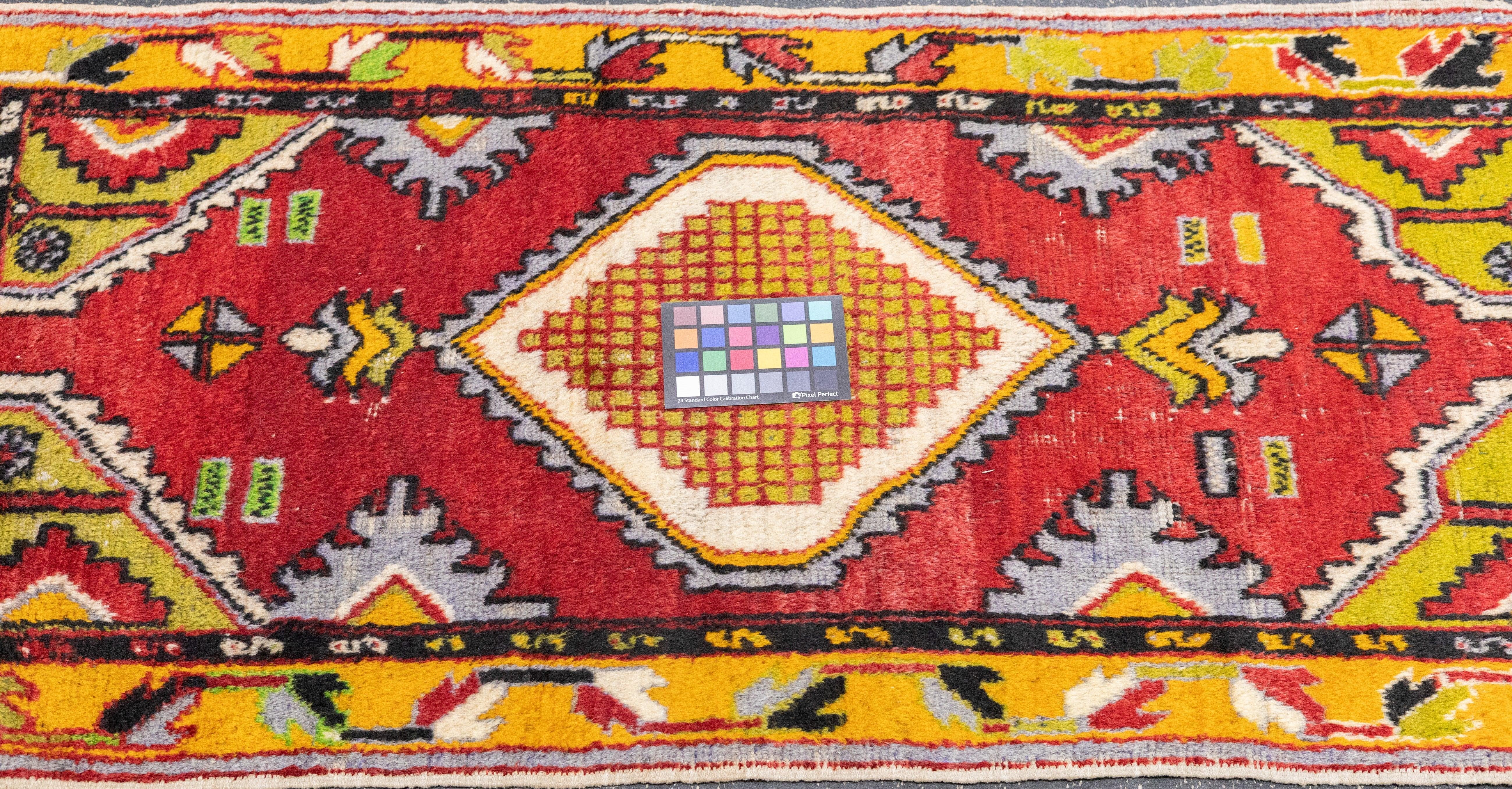 Alfombra Tribal Vintage 2'6'' x 5'2'' en venta 3