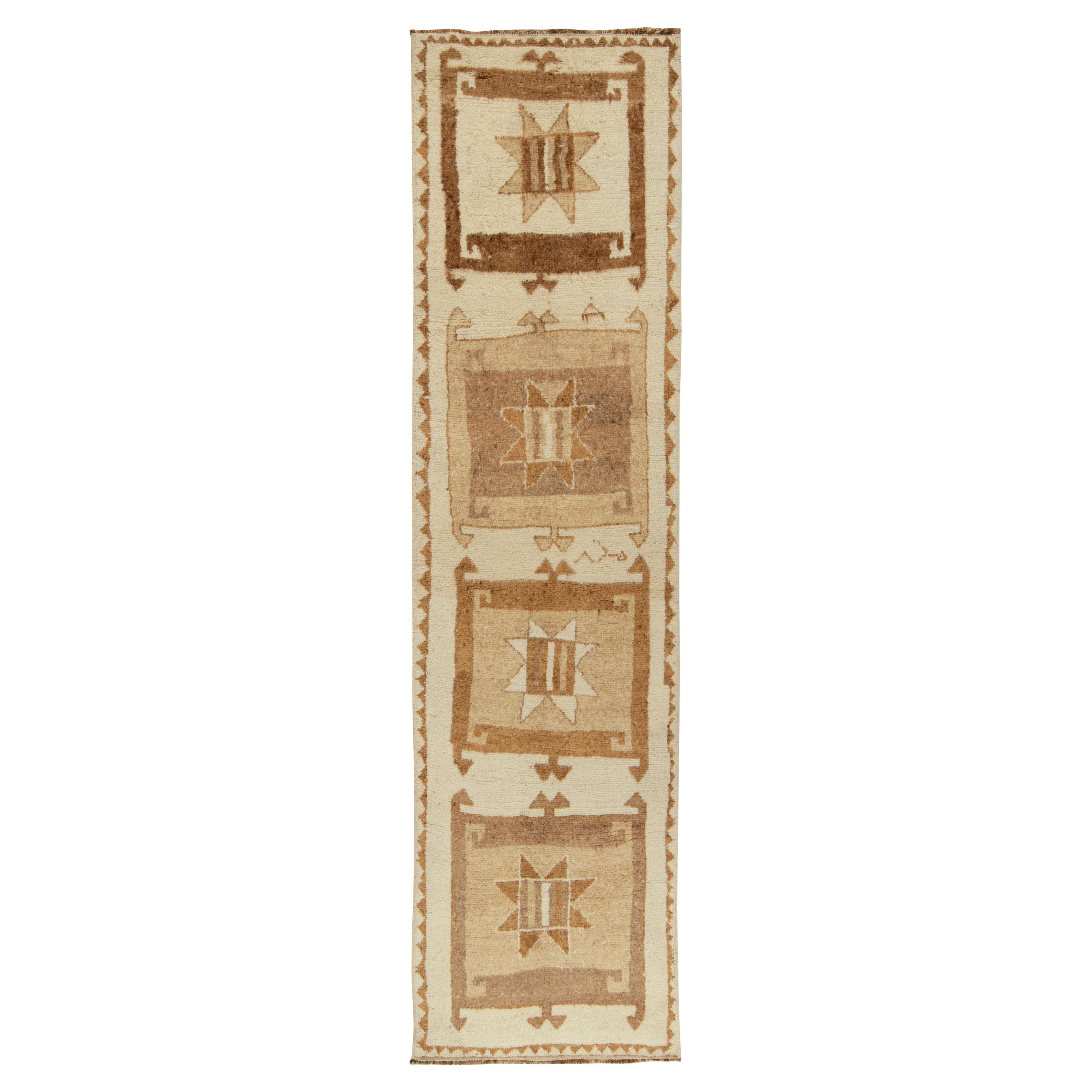 Stammeskunst-Teppich mit geometrischem Muster in Weiß & Beige-Braun
