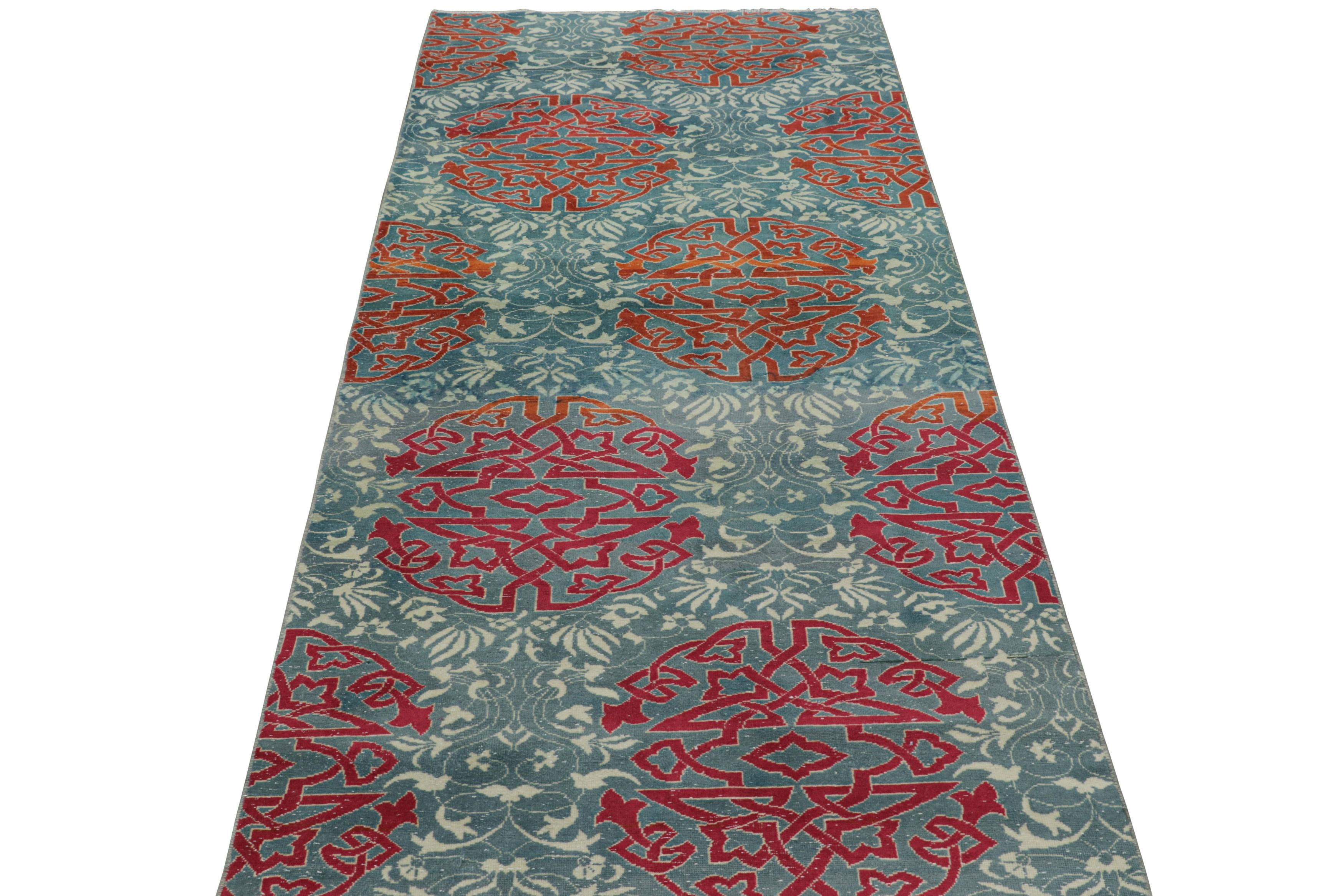 Alfombra Corredera Vintage Hereke Azul Teal con Medallones Arabescos  Rug & Kilim Anudado a mano en venta