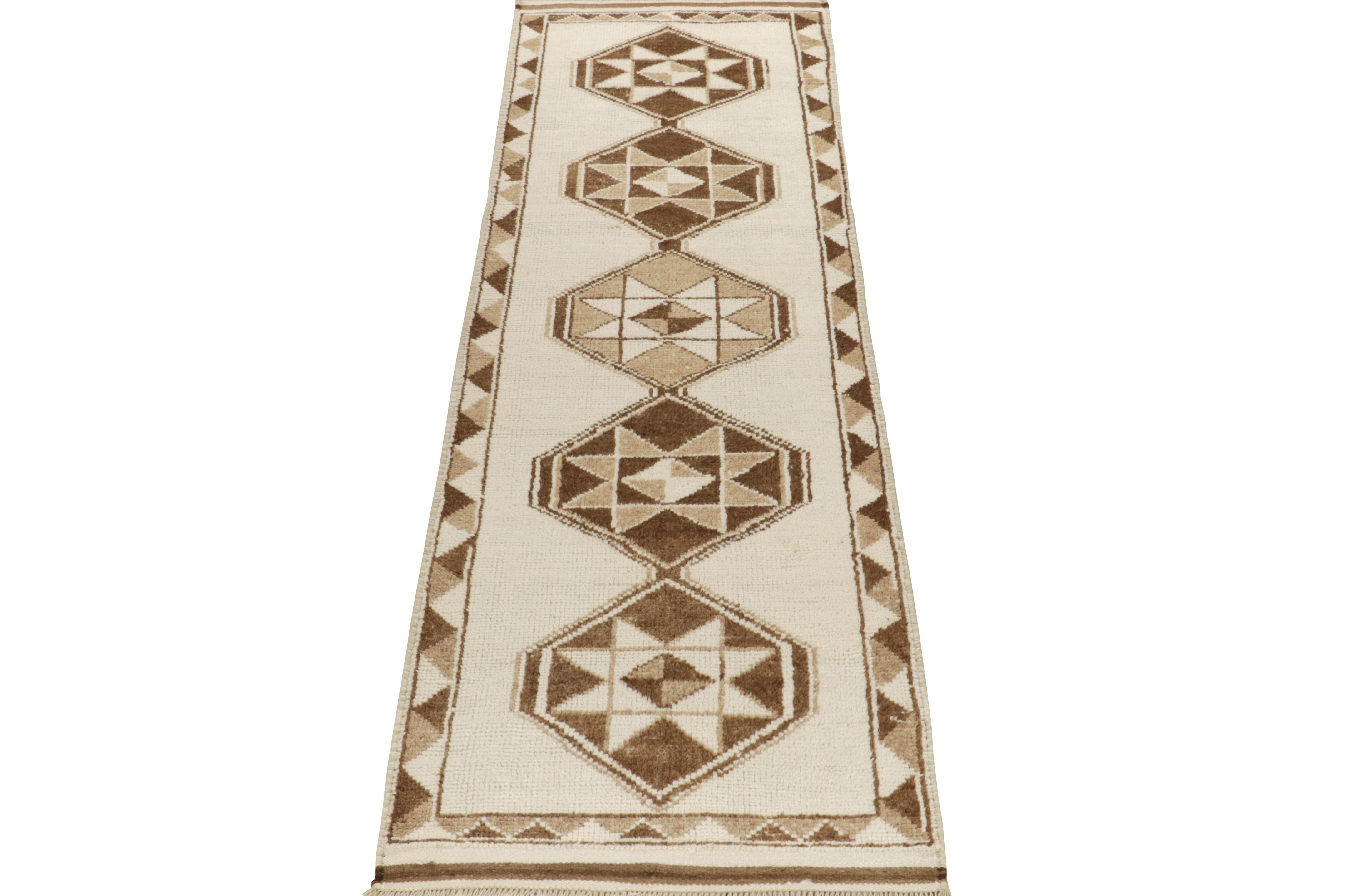 Turkish Vintage Tribal Runner in White & Beige-Brown Geometric Pattern, by Rug & Kilim For Sale