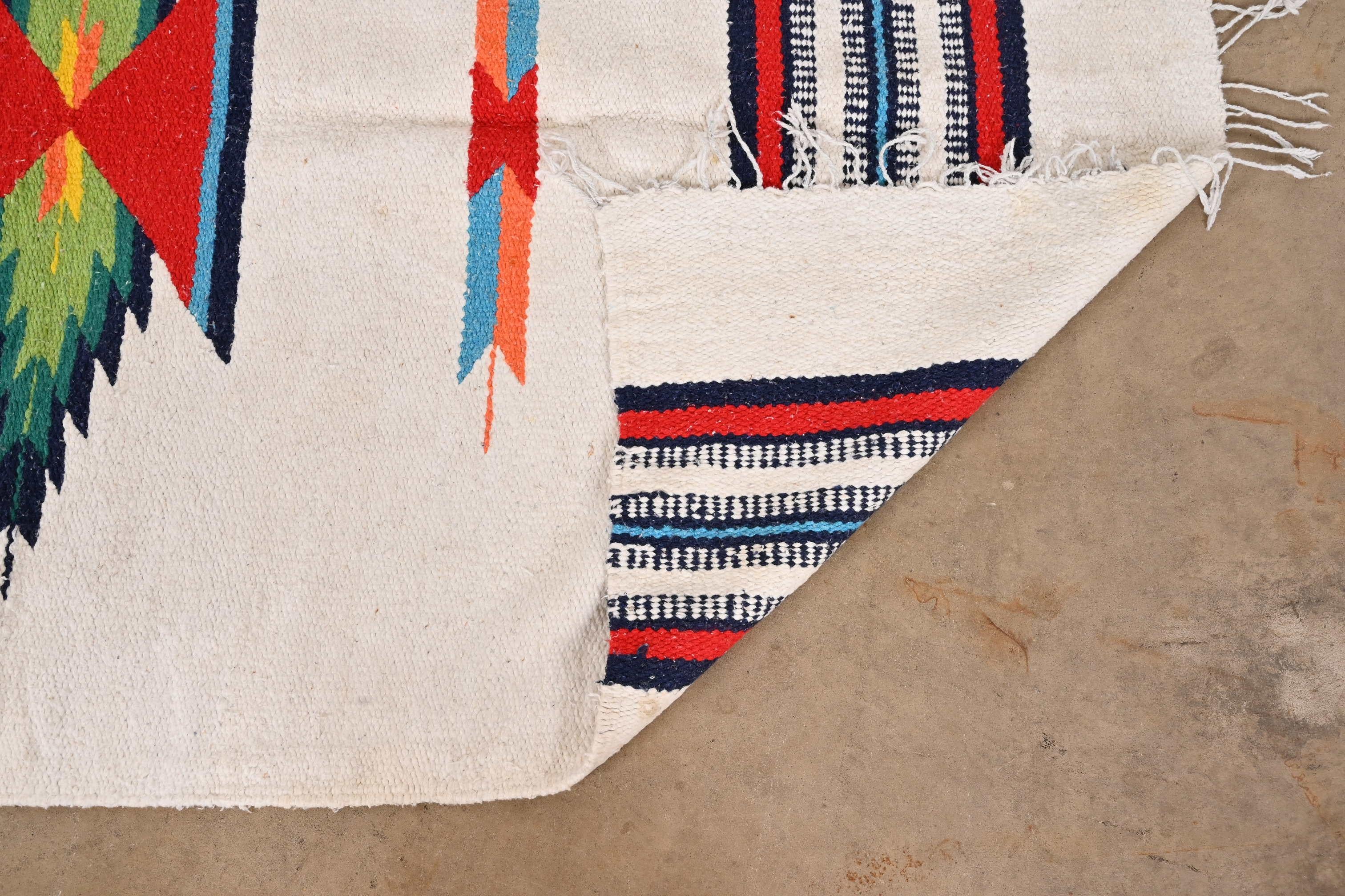 Vintage Tribal Southwest Navajo Style Rug 3