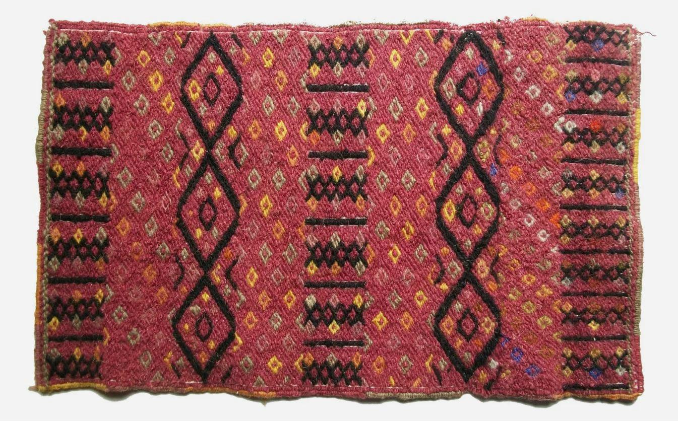 Artisanat Broderie vintage de style tribal - Hand Made - 100% laine - Fin du 20ème siècle en vente