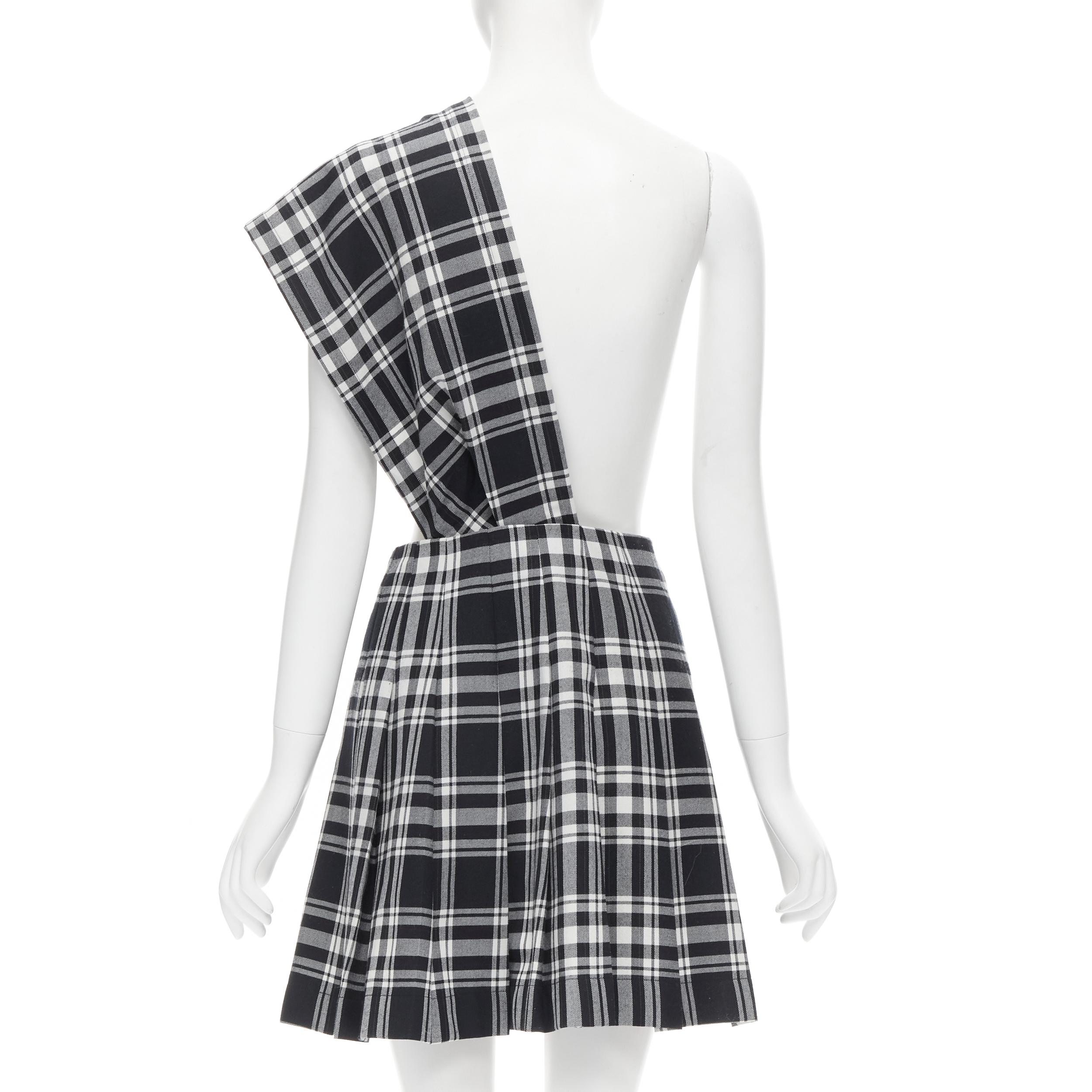 vintage TRICOT COMME DES GARCONS 80s black plaid check sash pleated skirt M In Excellent Condition For Sale In Hong Kong, NT