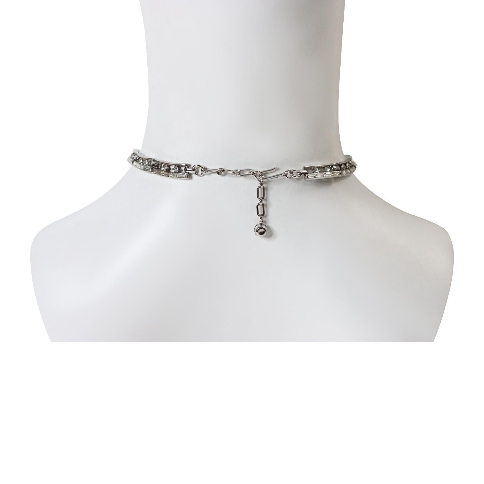 Cravatta Trifari Channel Set Choker d'epoca, circa anni '60 in vendita 1