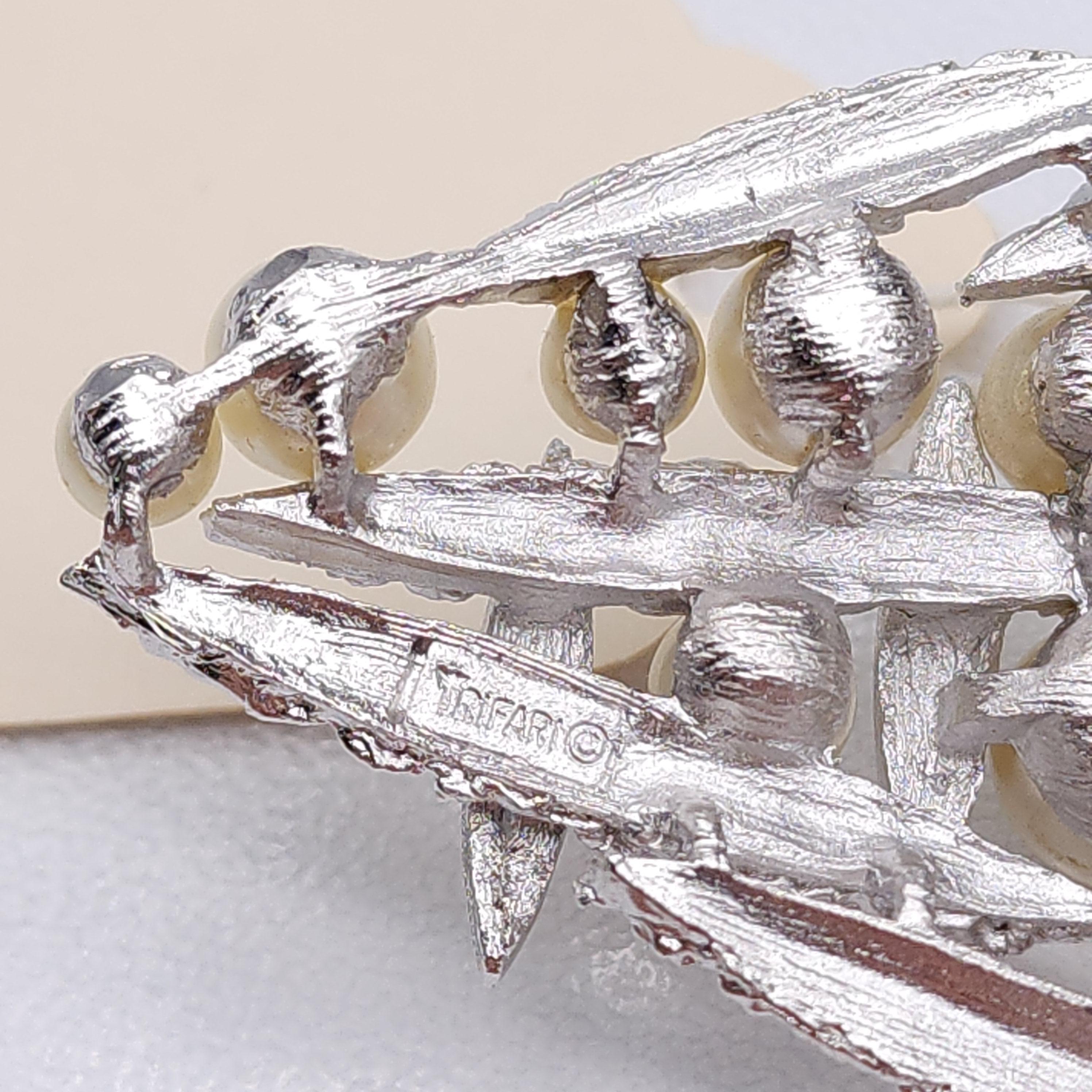Vintage Trifari Crown Sea Cactus Pin Brooch with Faux Pearls, 1950s 2