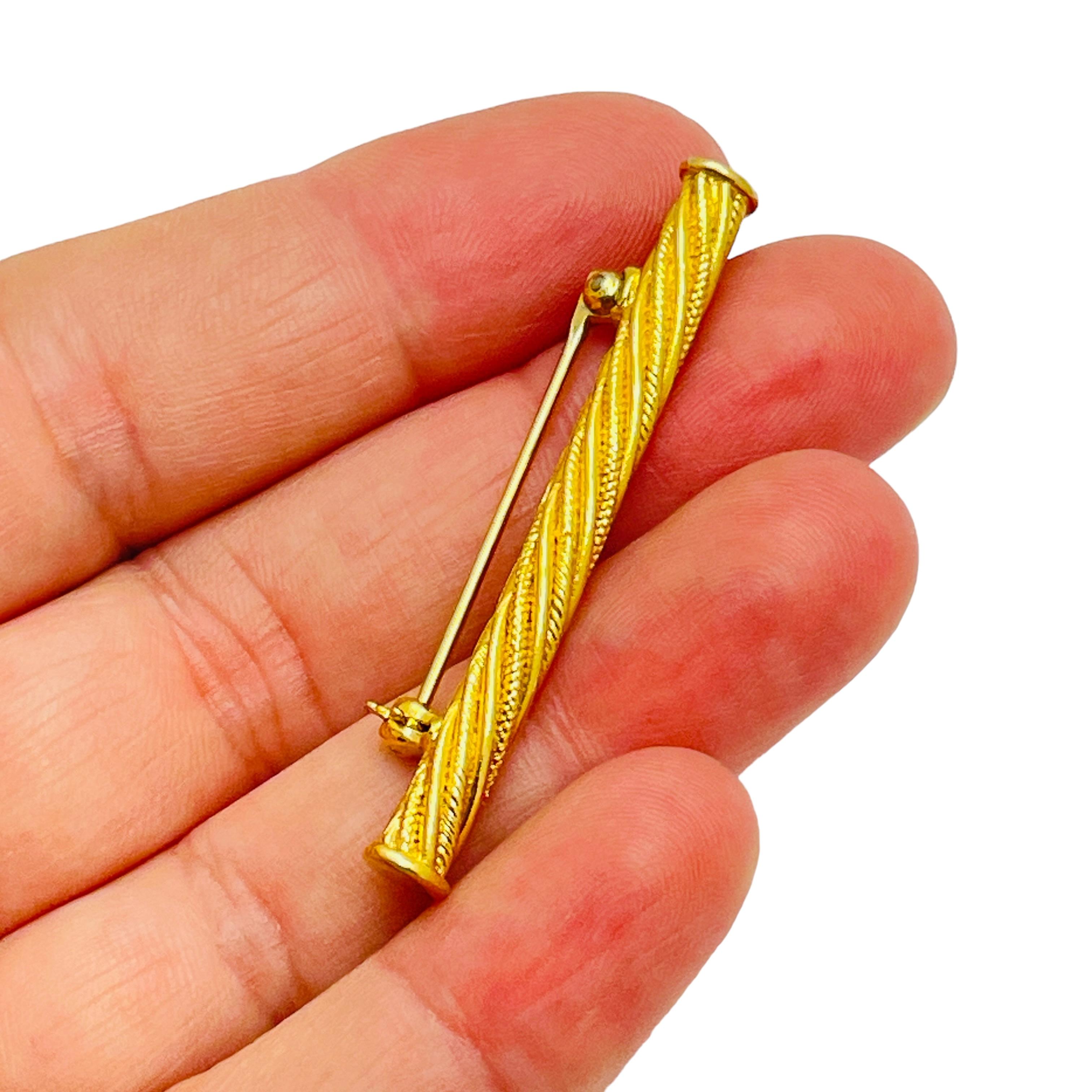 Women's Vintage TRIFARI crown signed gold tone designer brooch For Sale