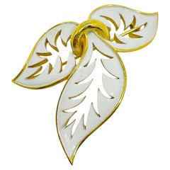 Vintage TRIFARI crown signed gold tone enamel leafs designer brooch