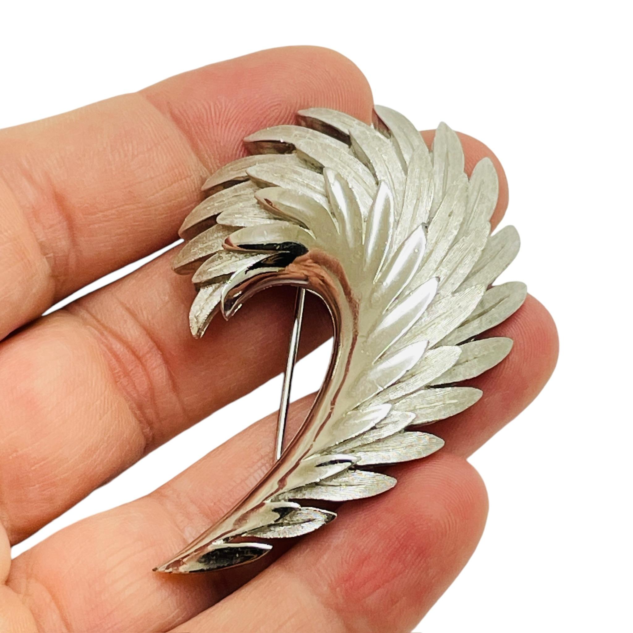 Women's Vintage TRIFARI crown silver tone designer brooch For Sale