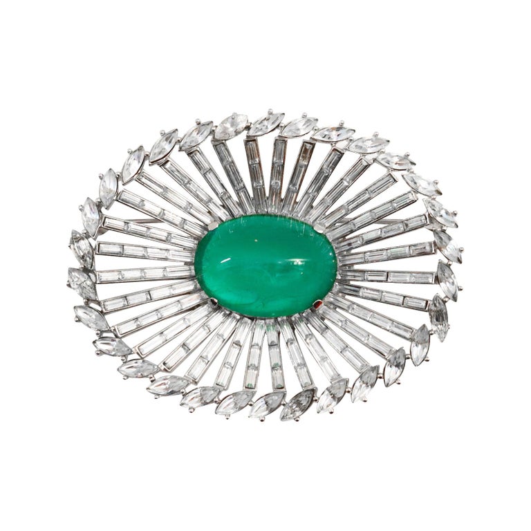 Vintage Trifari Diamante and Emerald Stone Color Oval Brooch For Sale 3