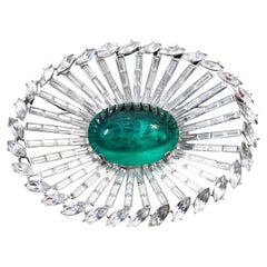 Vintage Trifari Diamante and Emerald Stone Color Oval Brooch