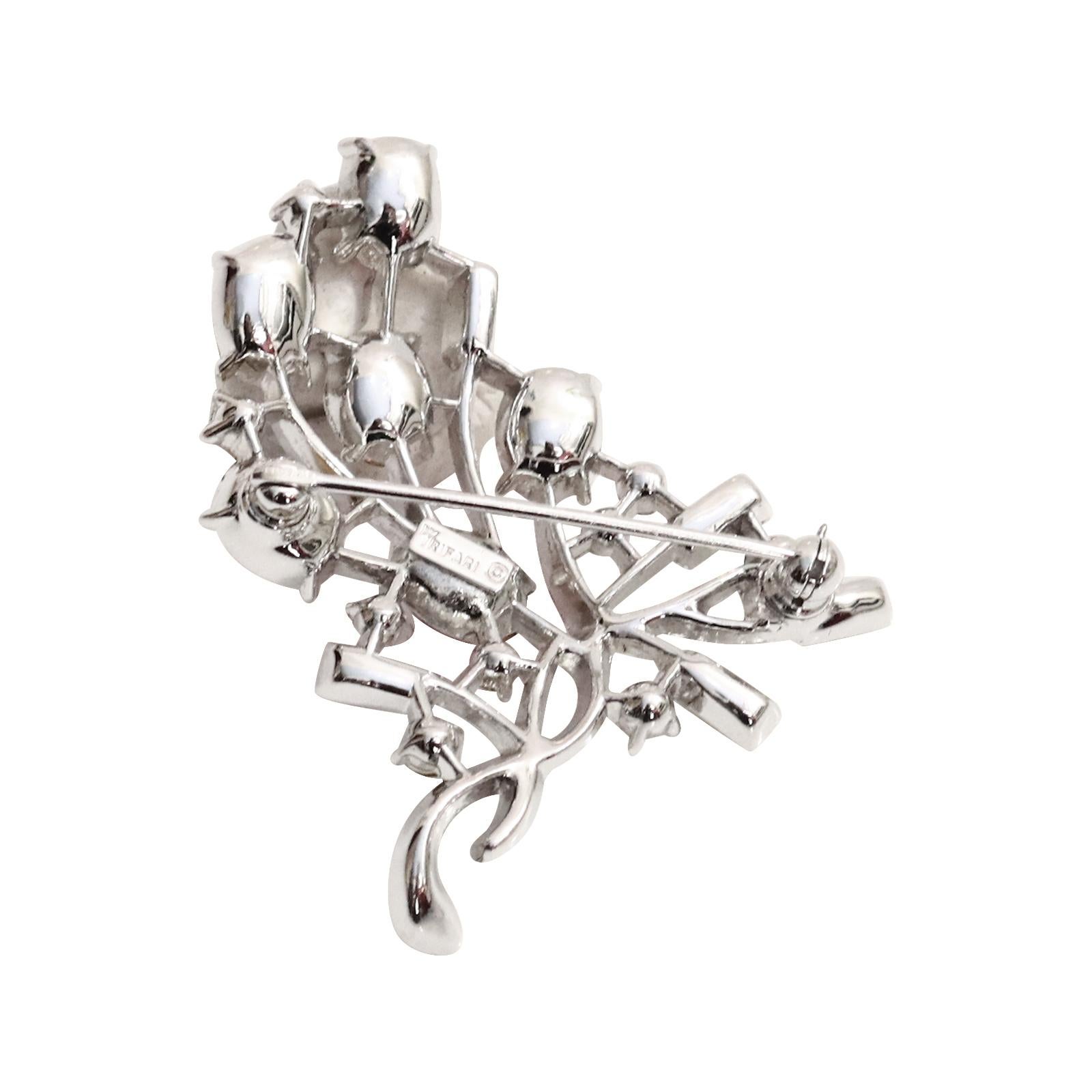 Modern Vintage Trifari Diamante Pink and Baguette Brooch, Circa 1960s For Sale