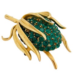 Vintage TRIFARI gold emerald green rhinestone flower brooch