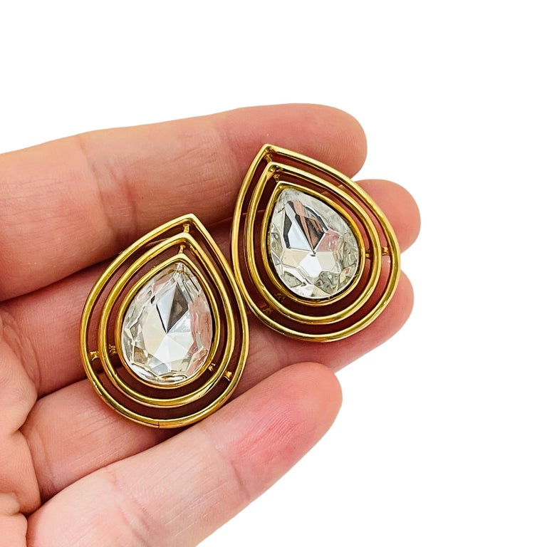 Vintage TRIFARI gold glass designer runway clip on earrings For Sale at