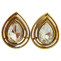 Vintage TRIFARI gold glass designer runway clip on earrings