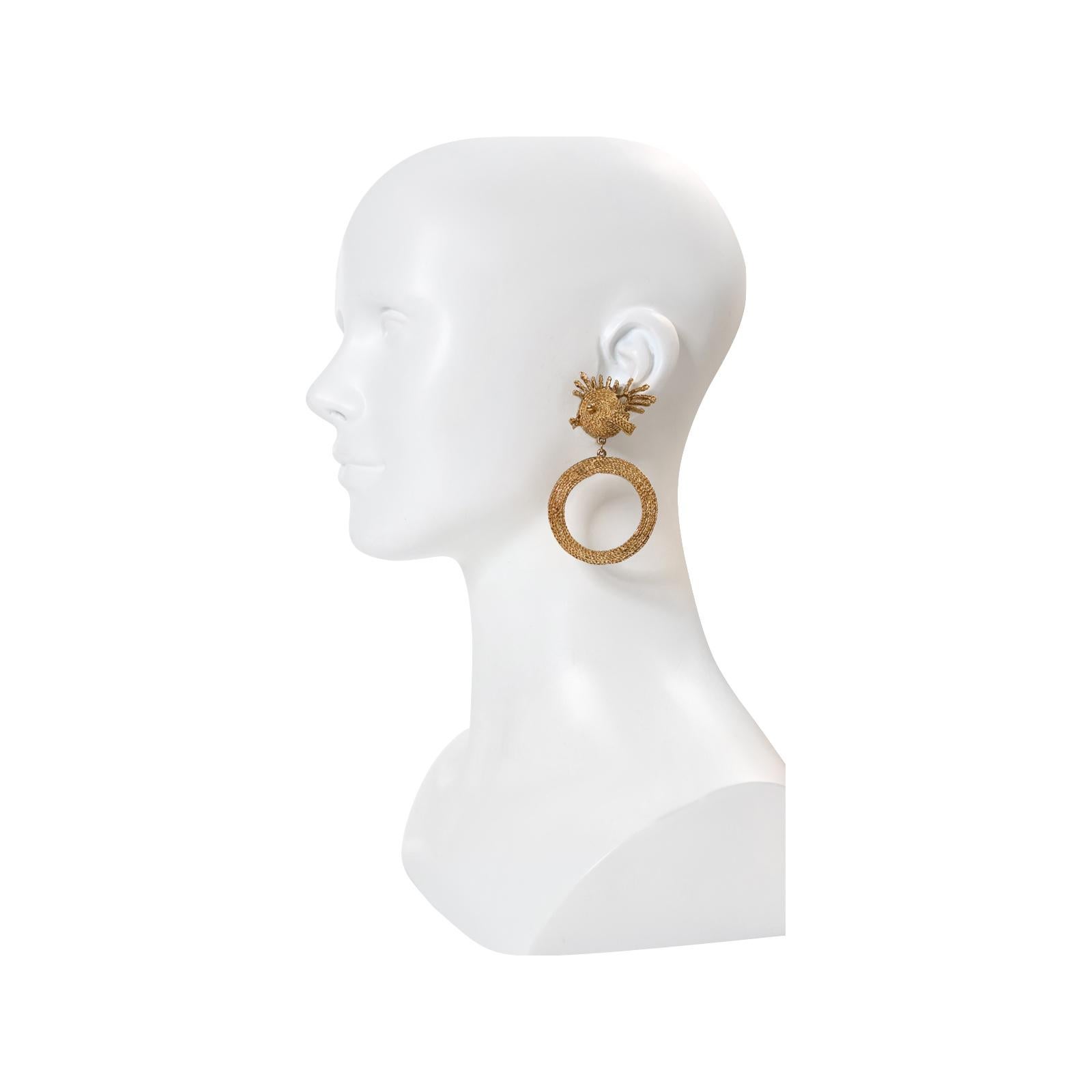 Women's or Men's Vintage Trifari Gold Tone Dangling Fish Hoop Earrings, circa 1980s For Sale
