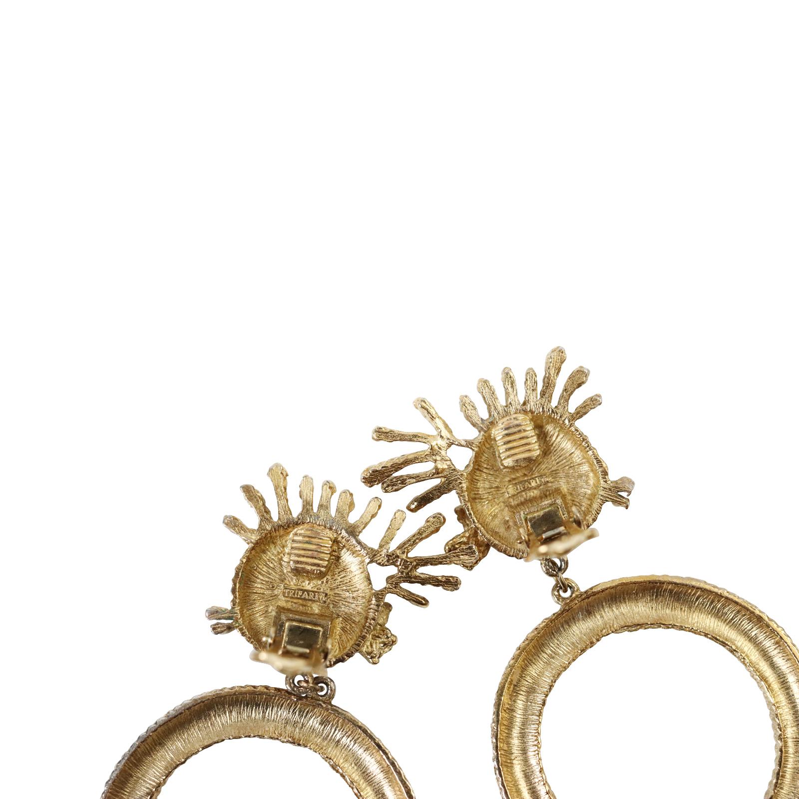 Vintage Trifari Gold Tone Dangling Fish Hoop Earrings, circa 1980s For Sale 1
