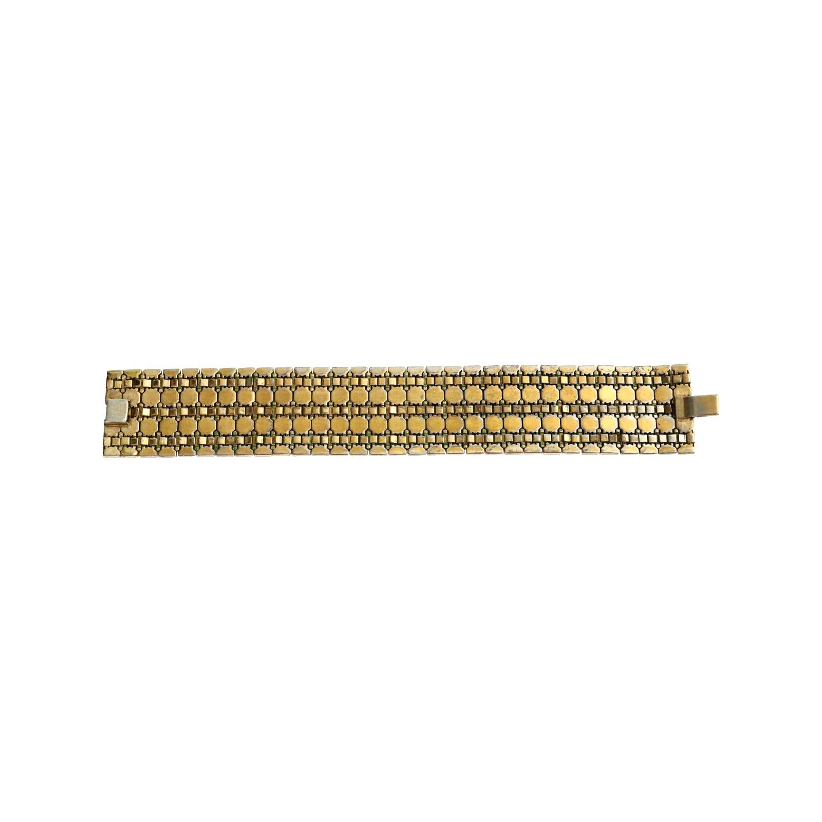 Vintage Trifari Gold Tone Honeycomb Bracelet For Sale 1