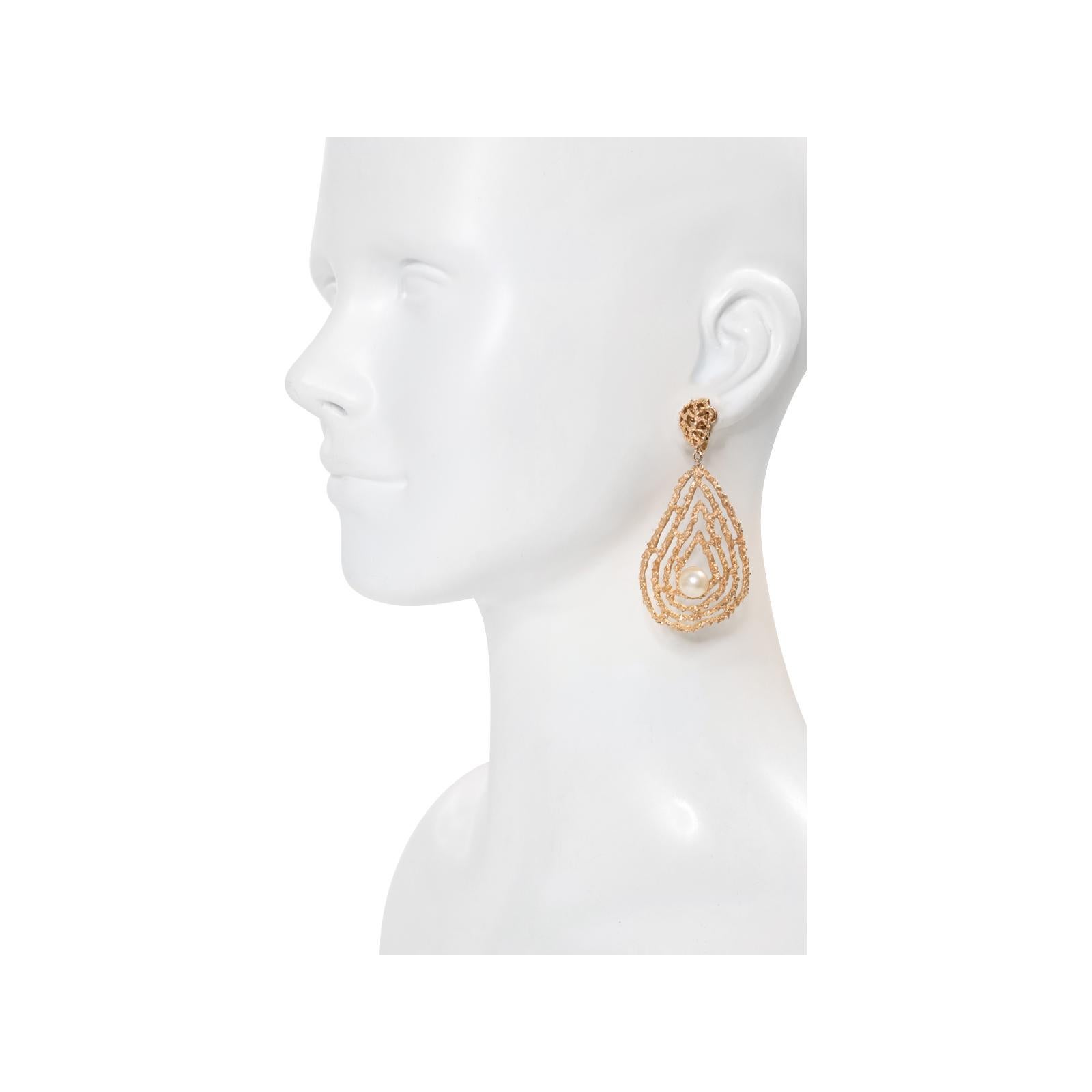 Vintage Trifari Gold Tone With Faux Pearl Earrings Circa 1980s In Good Condition For Sale In New York, NY