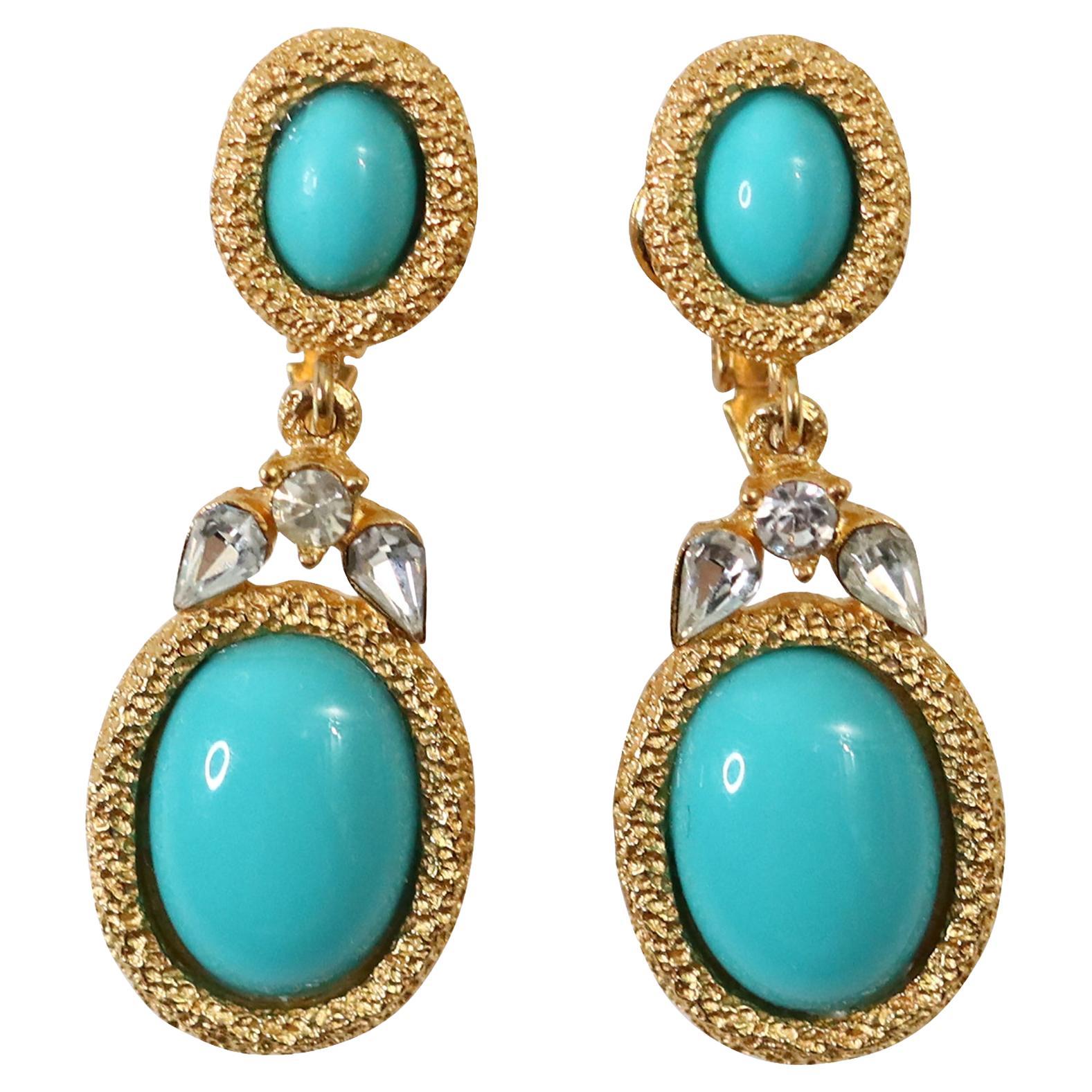Orecchini Trifari vintage in tonalità oro con turchese finto CIRCA 1980